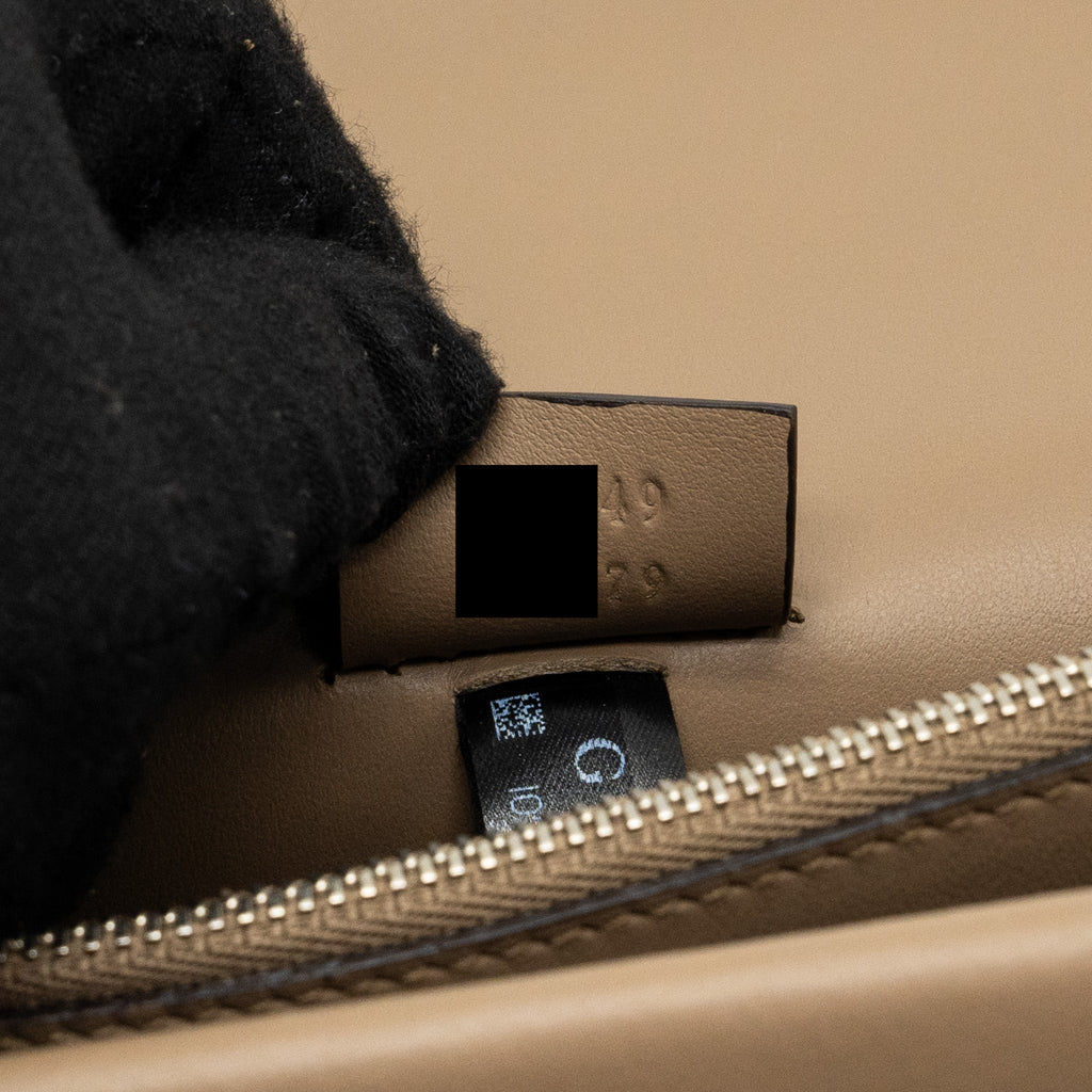gucci-dionysus-shoulder-bag-suede-leather-light-brown-shw