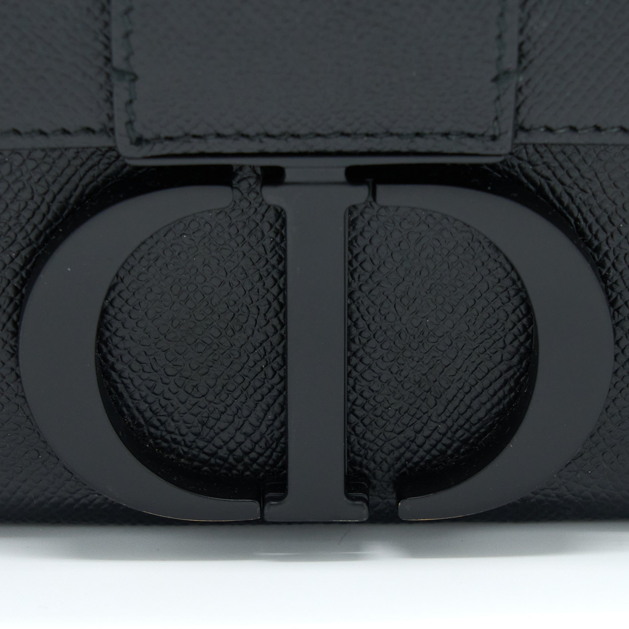 dior-30-montaigne-box-calfskin-black-with-black-hardware