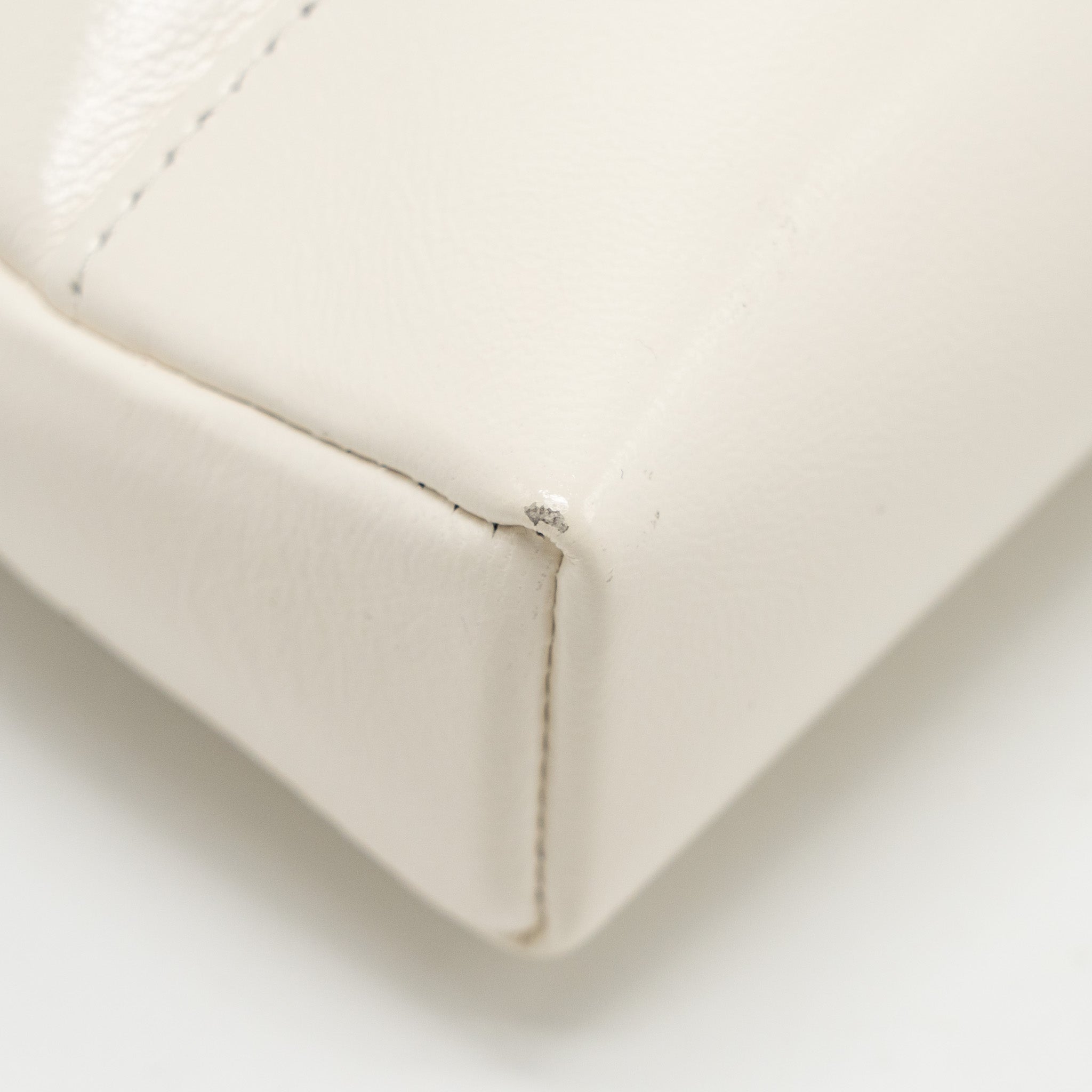 chanel-mini-31-clutch-with-chain-shiny-lambskin-white-lghw-microchip-copy