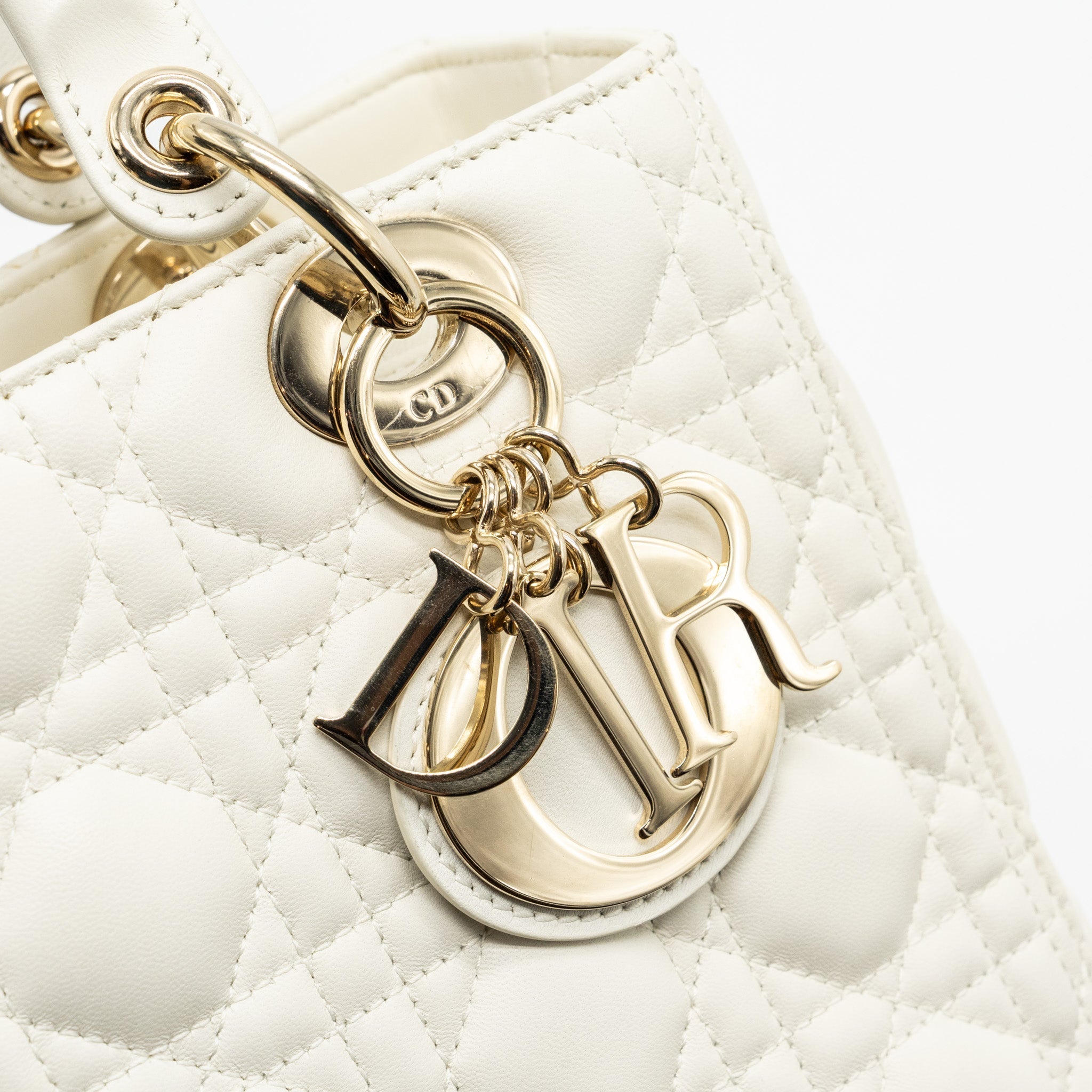 dior-medium-lady-dior-bag-lambskin-white-lghw-1