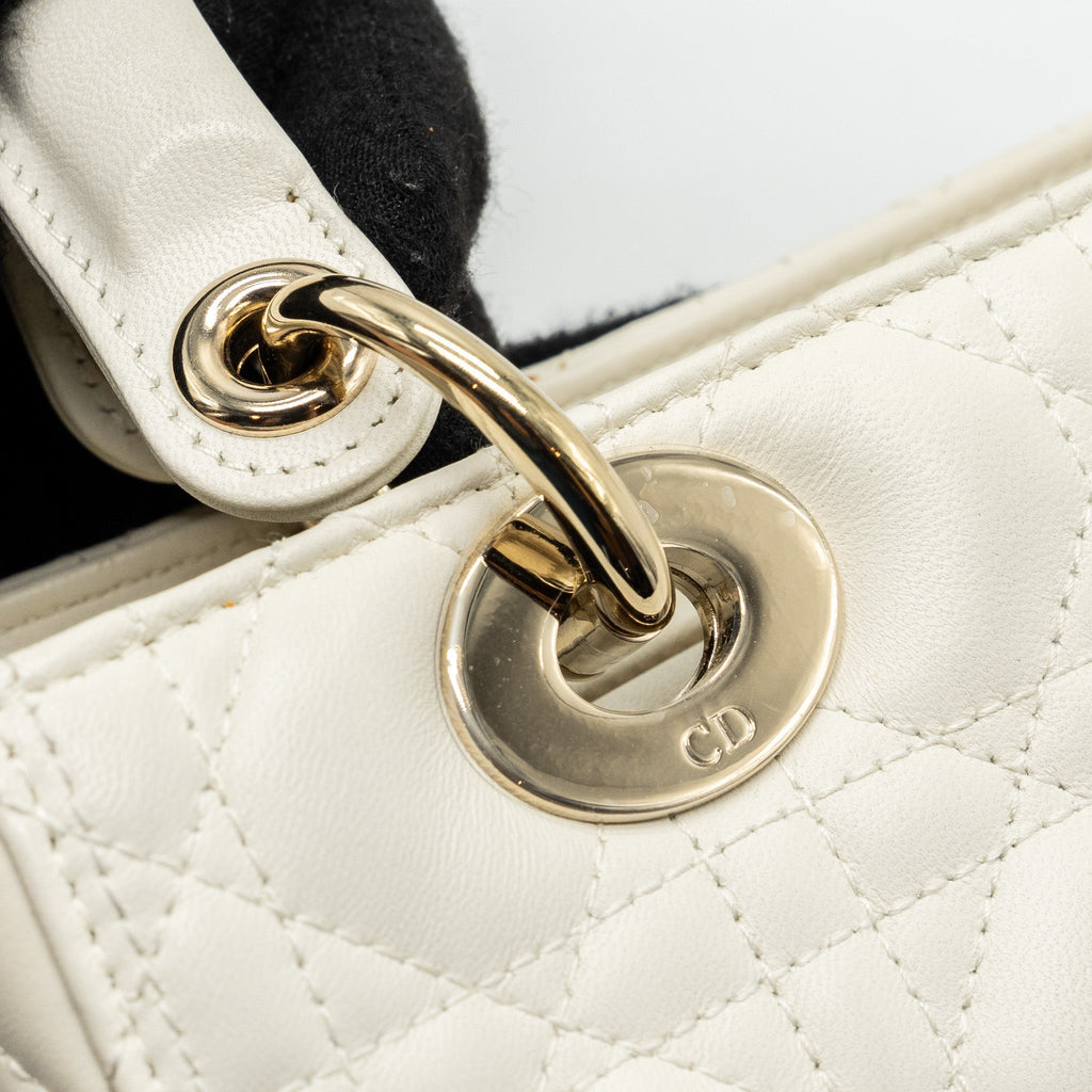 dior-medium-lady-dior-bag-lambskin-white-lghw-1