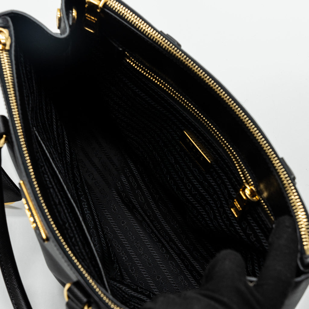 prada-double-zip-tote-bag-saffiano-calfskin-black-ghw