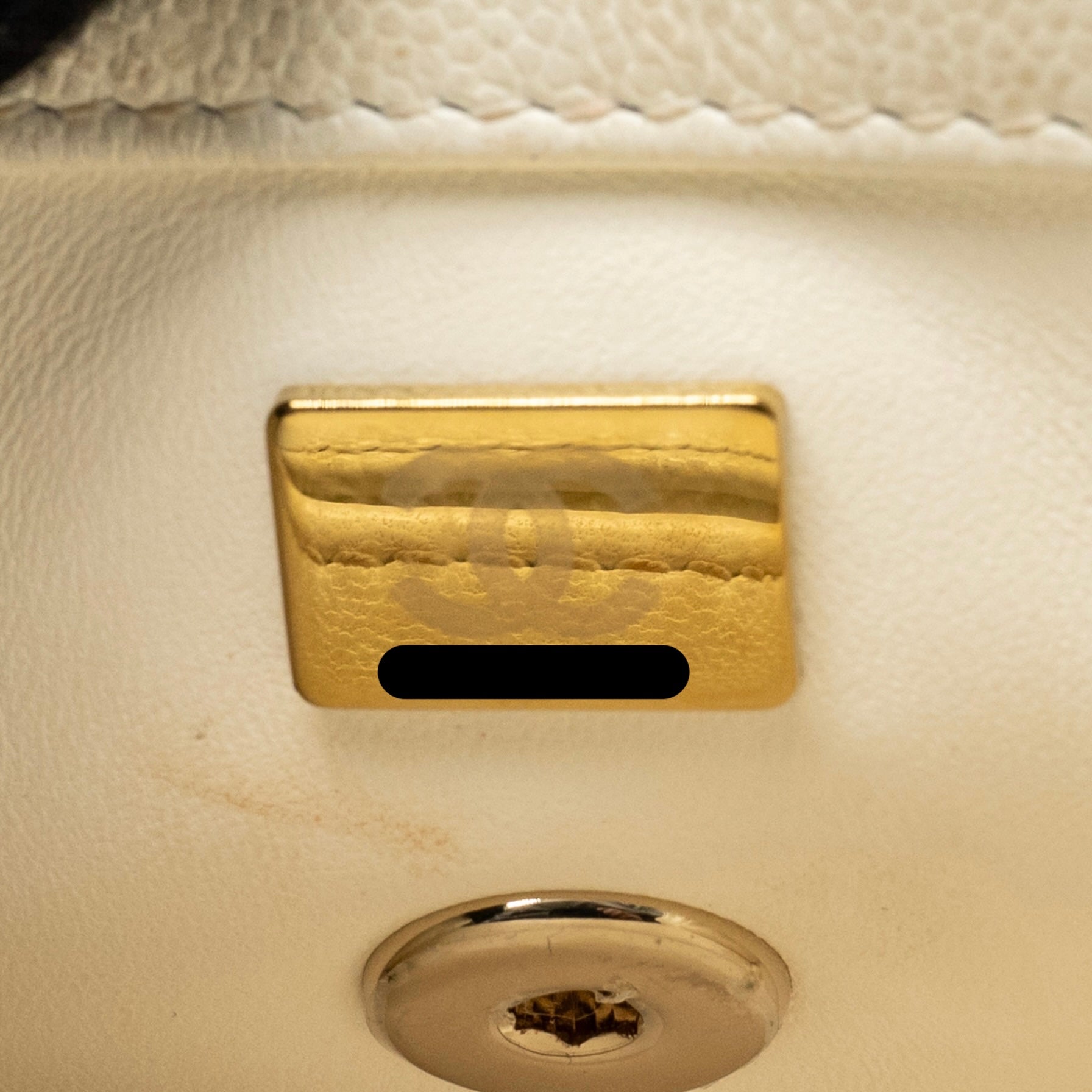 chanel-mini-coco-handle-caviar-white-lghwmicrochip