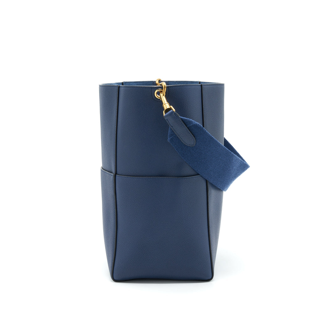 celine-sangle-bucket-bag-navy-ghw-new-logo-1