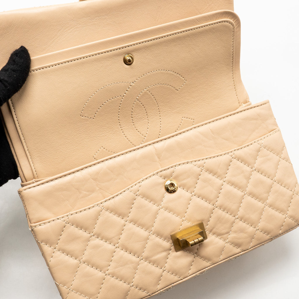 chanel-small-2-55-reissue-double-flap-bag-aged-calfskin-beige-ghw