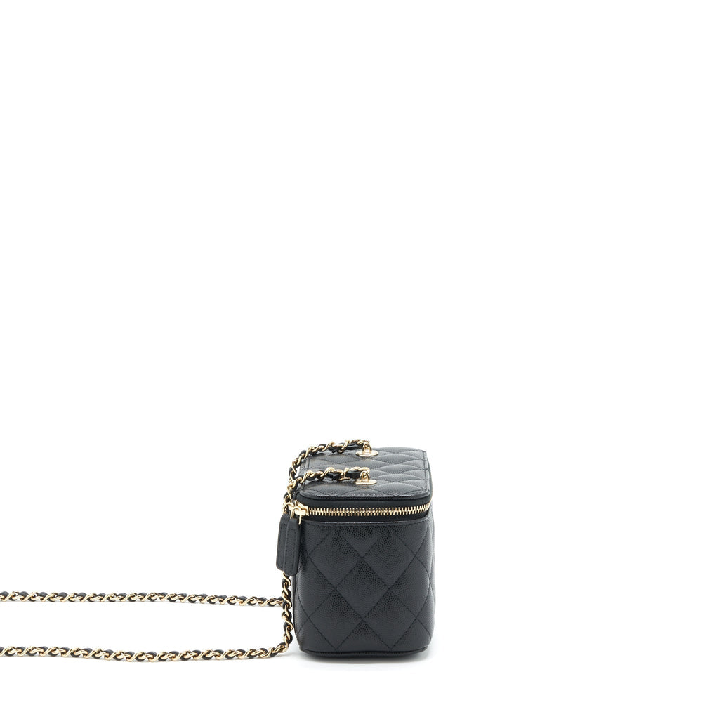 chanel-22s-long-vanity-with-chain-caviar-black-lghw-2