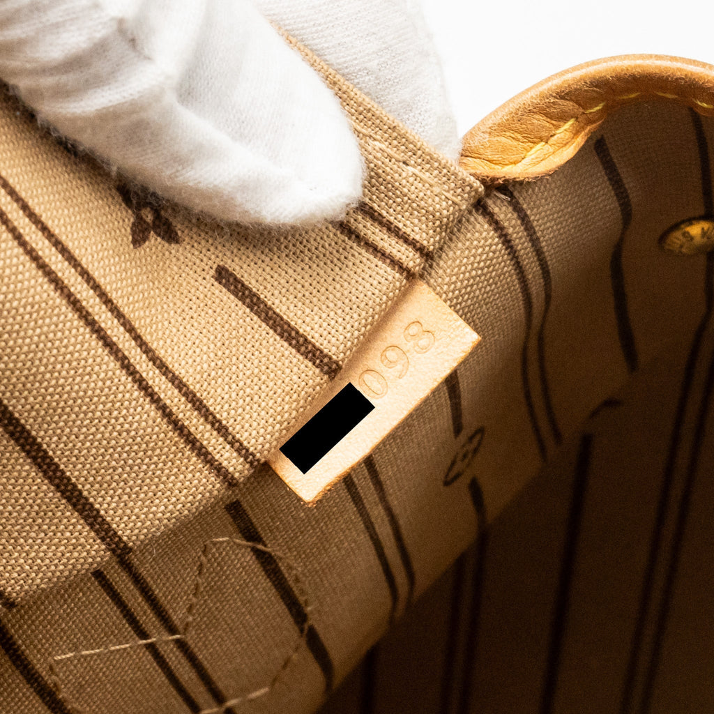 louis-vuitton-neverfull-mm-monogram-canvas-ghw-10