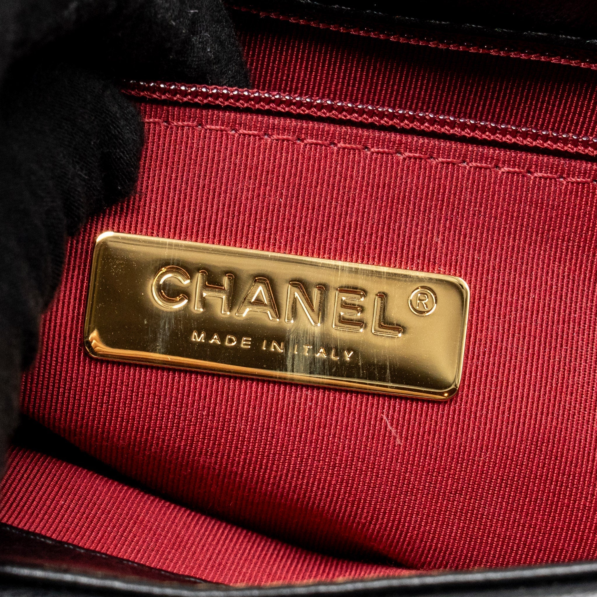 chanel-small-19-bag-goatskin-black-multicolour-hardware-3