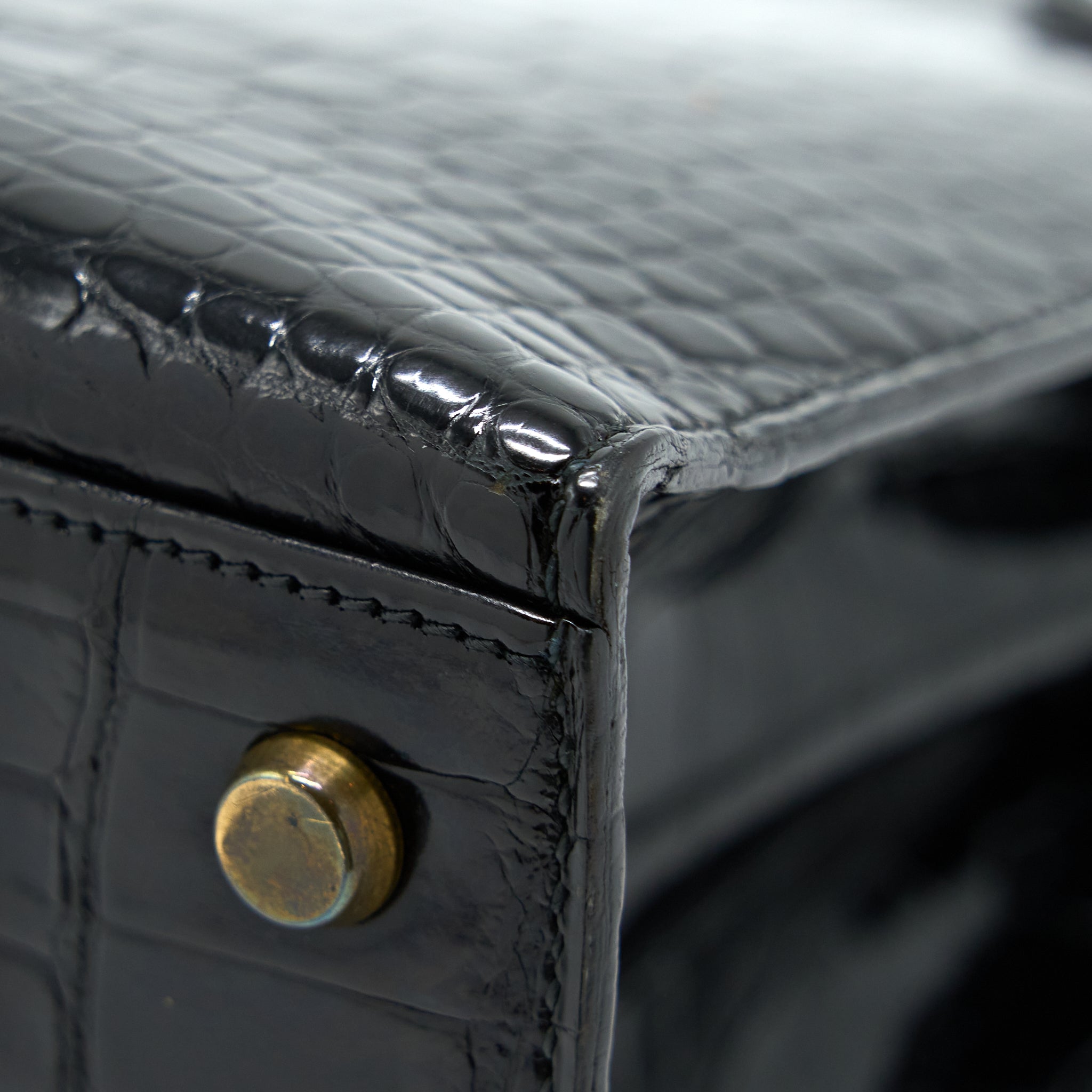 hermes-vintage-kelly-28-alligator-black-ghw-stamp-circle-l