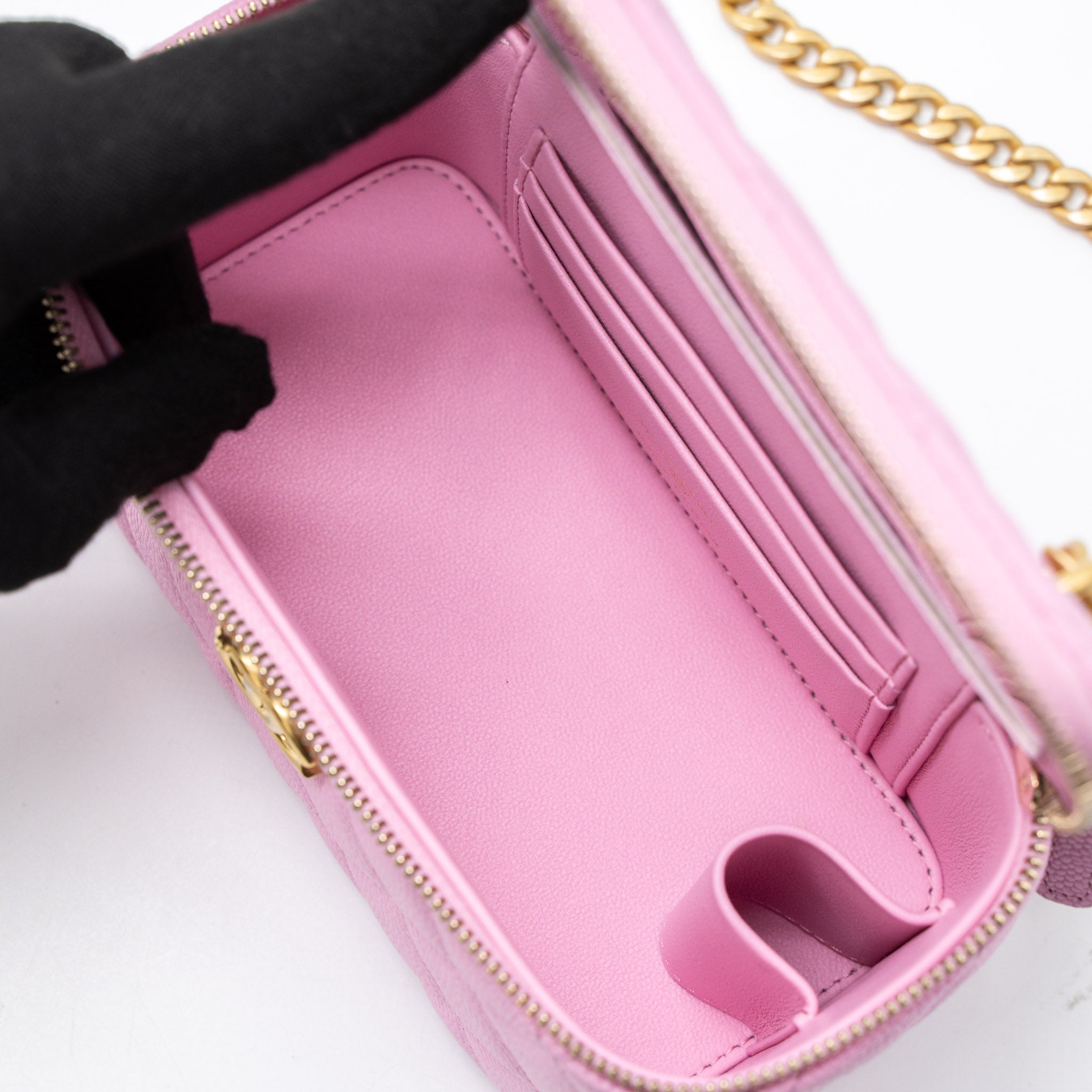 chanel-23p-coco-love-long-vanity-with-chain-caviar-pink-ghw-microchip