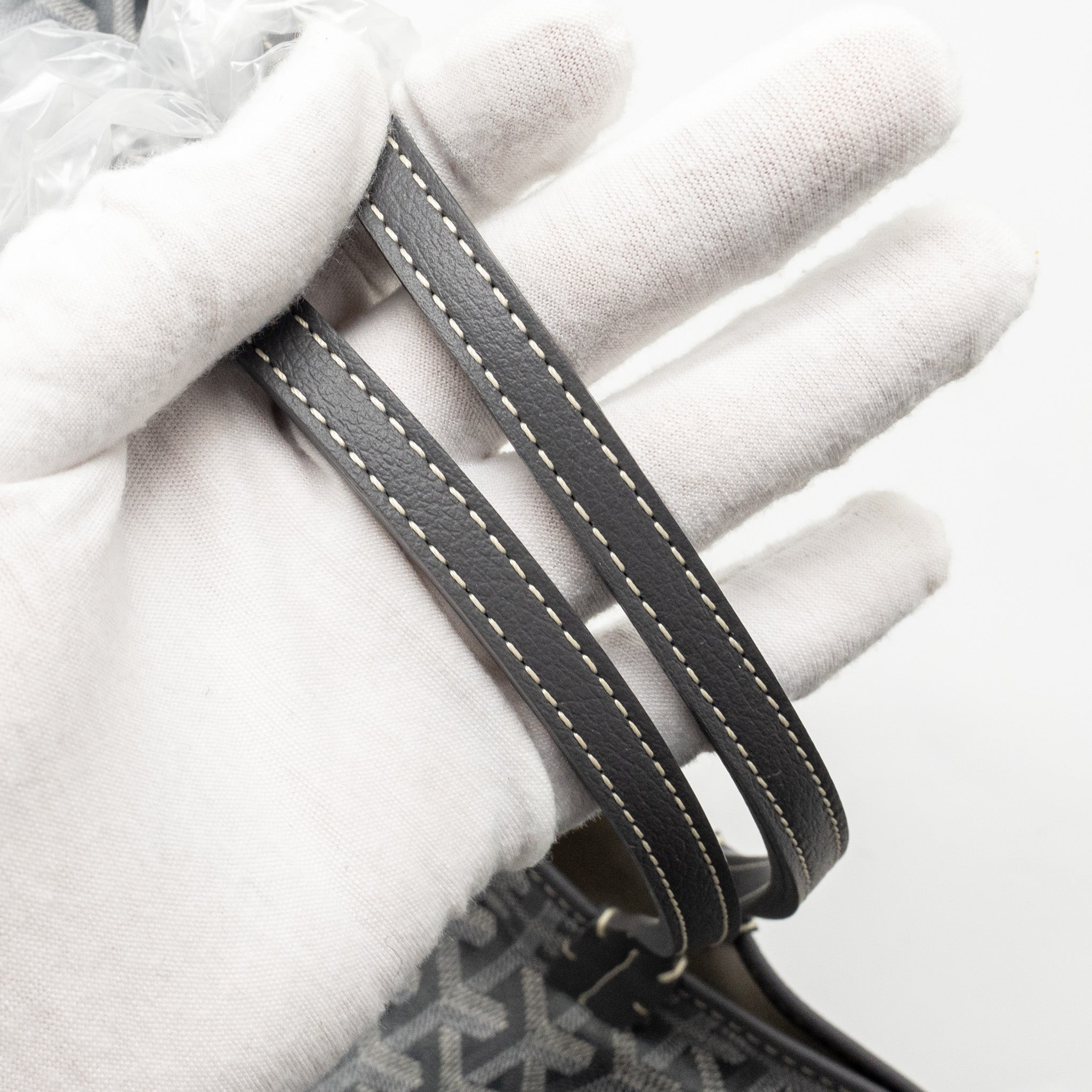 goyard-plumet-wallet-clutch-goyardine-canvas-leather-burgundy-shw-2