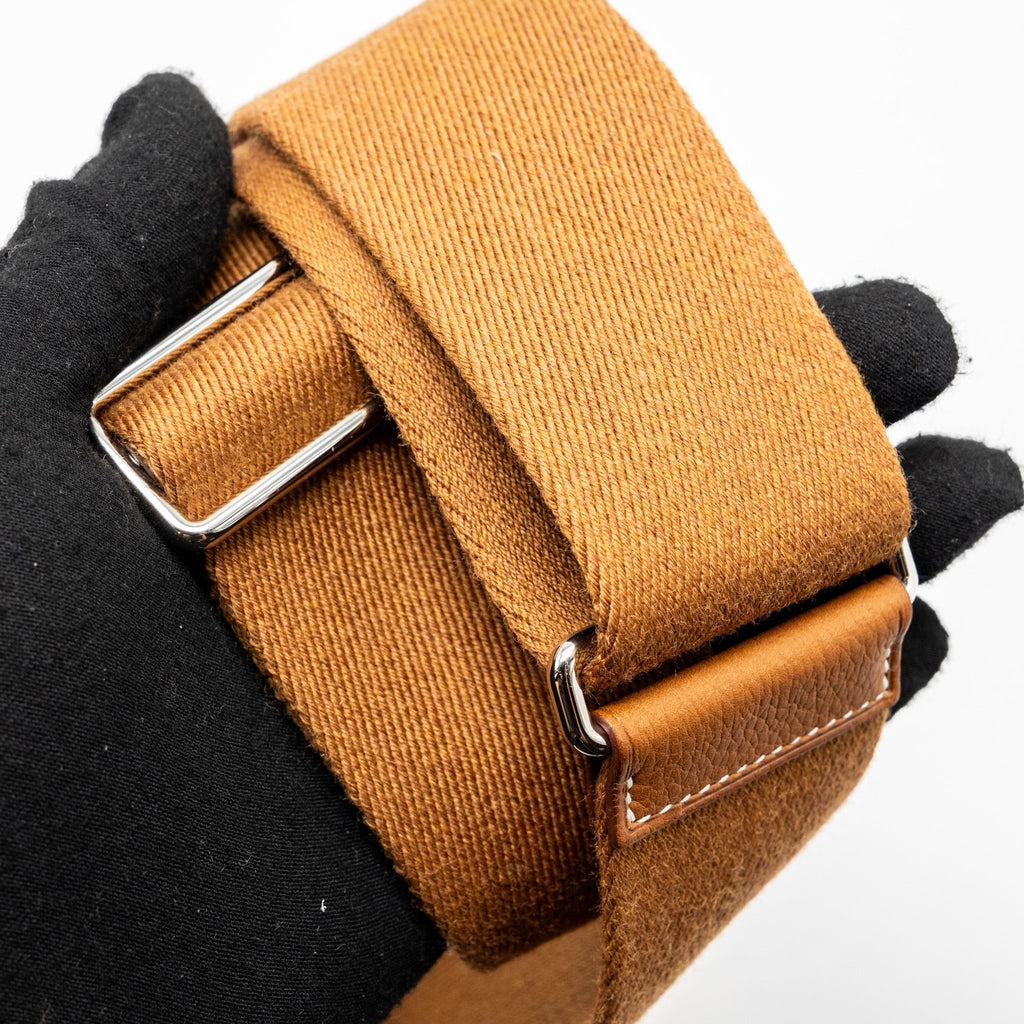 herems-videpoches-bag-barenia-faubourg-fauve-shw-stamp-b