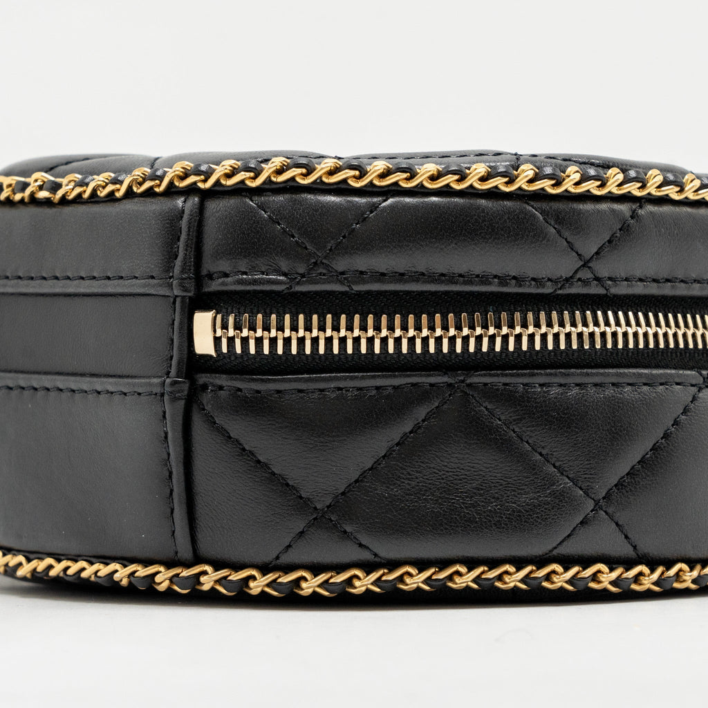 chanel-round-vanity-with-chain-lambskin-black-ghw-microchip-1