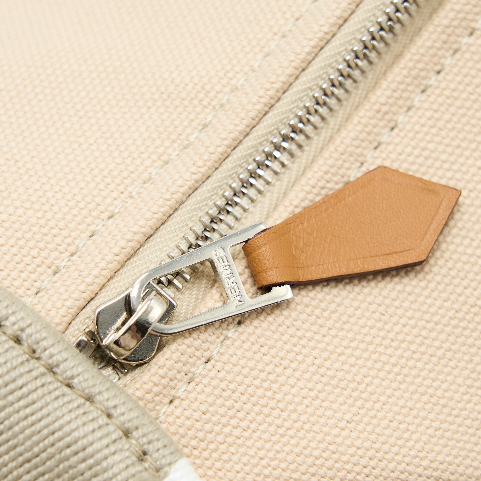 hermes-trousse-de-toilette-brad-a-brad-pm-natural