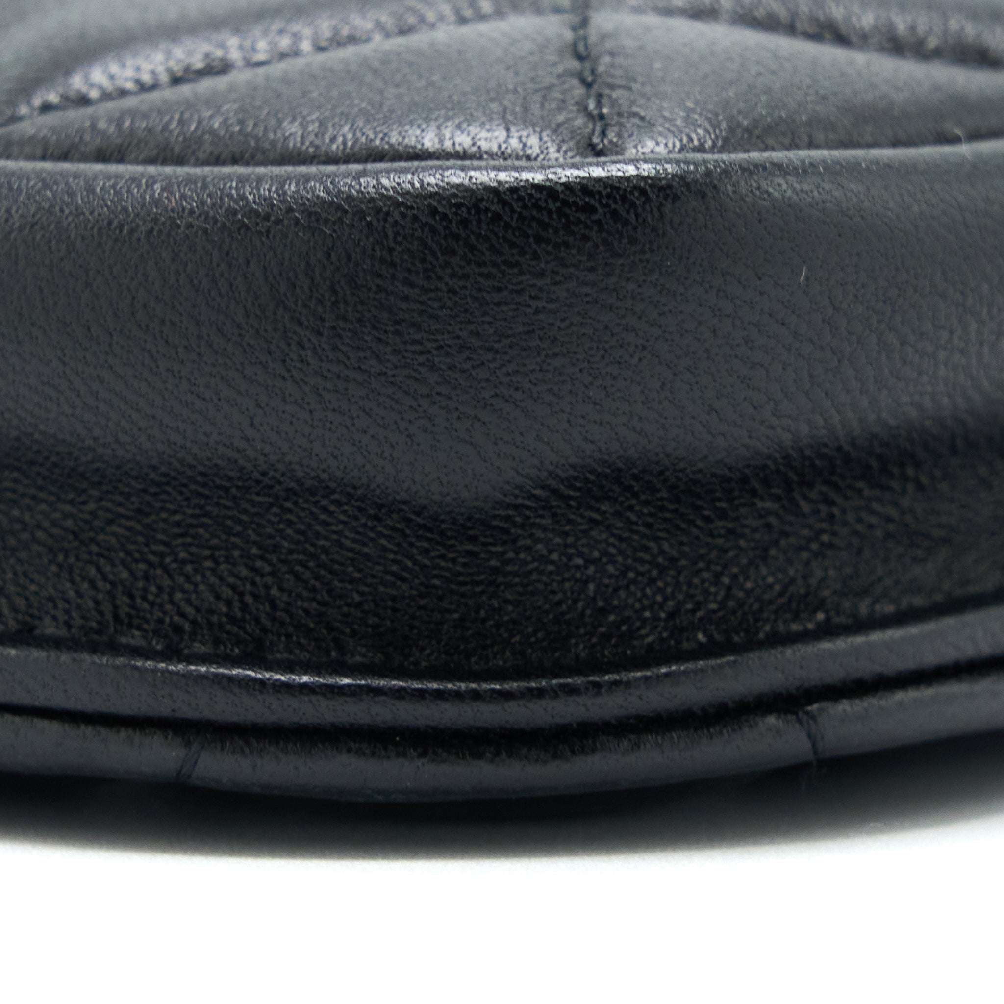 chanel-flap-phone-pouch-with-chain-black-lambskin-ghw