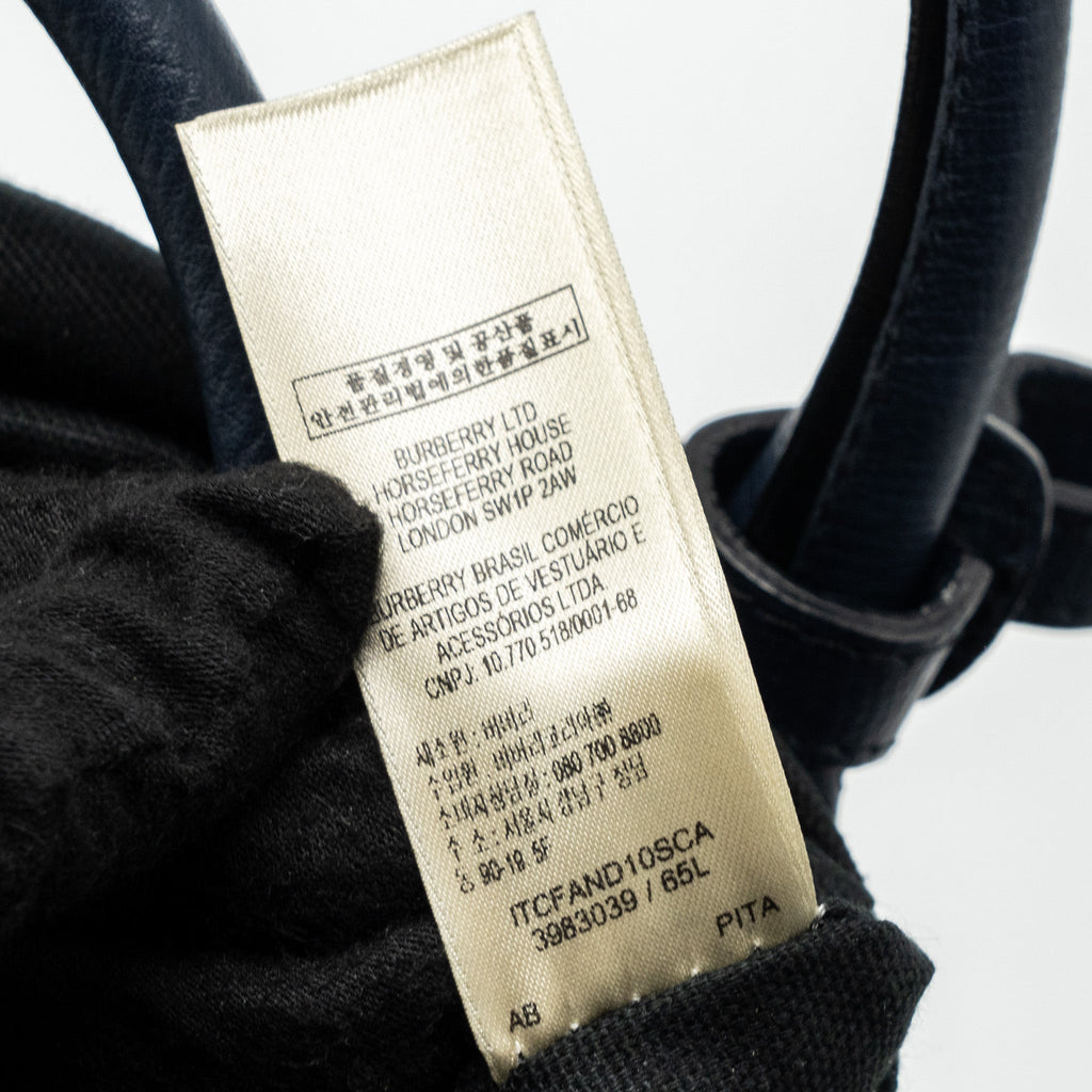 burberry-the-large-banner-bag-calfskin-dark-blue-multicolour-ghw