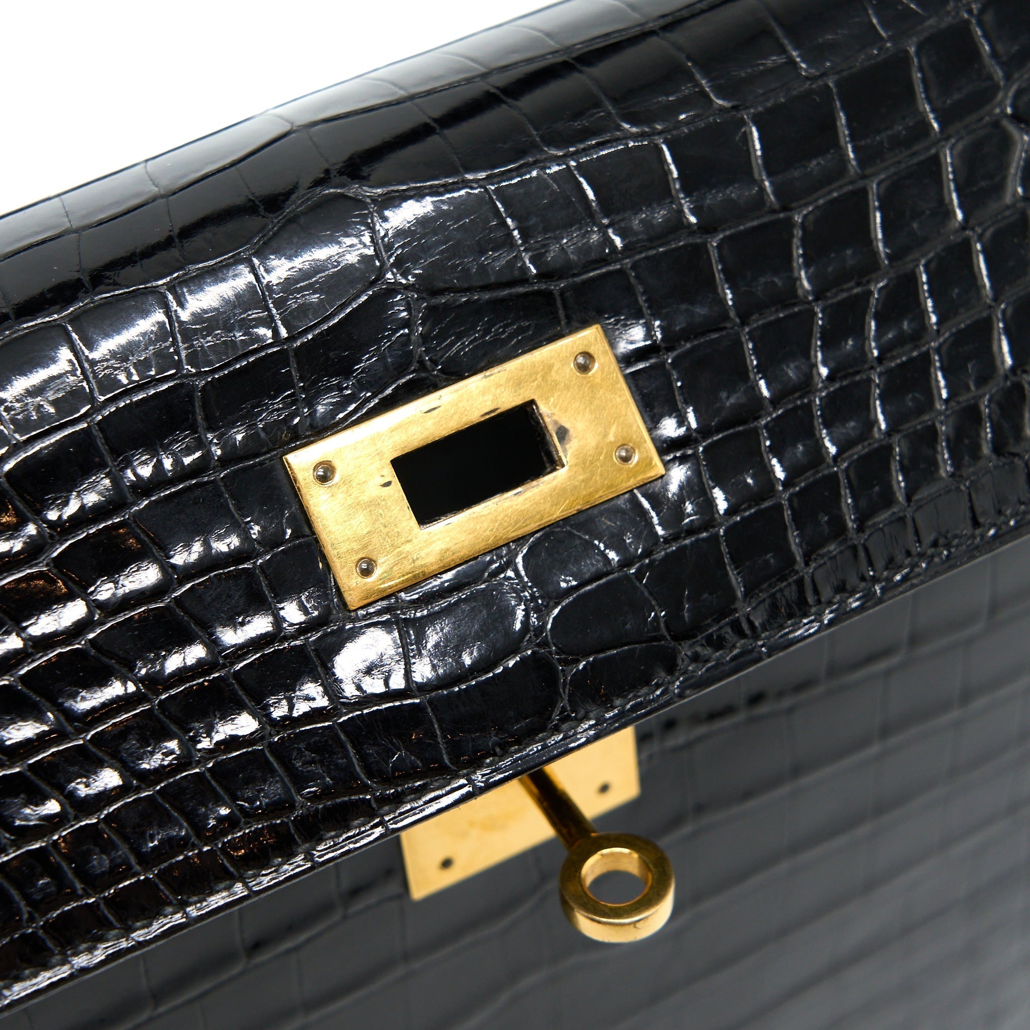 hermes-vintage-kelly-28-alligator-black-ghw-stamp-circle-l