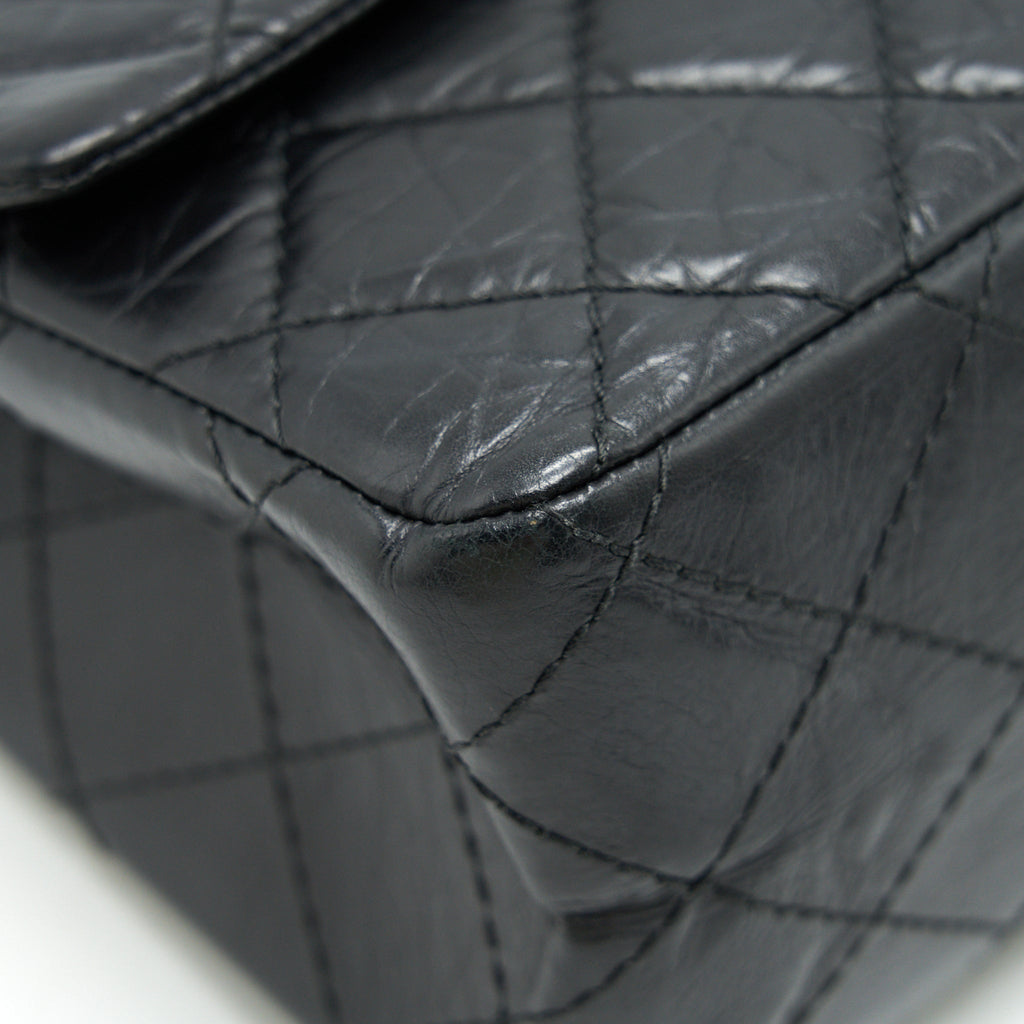 chanel-reissue-226-in-black-ruthenium-silver-hardware-1