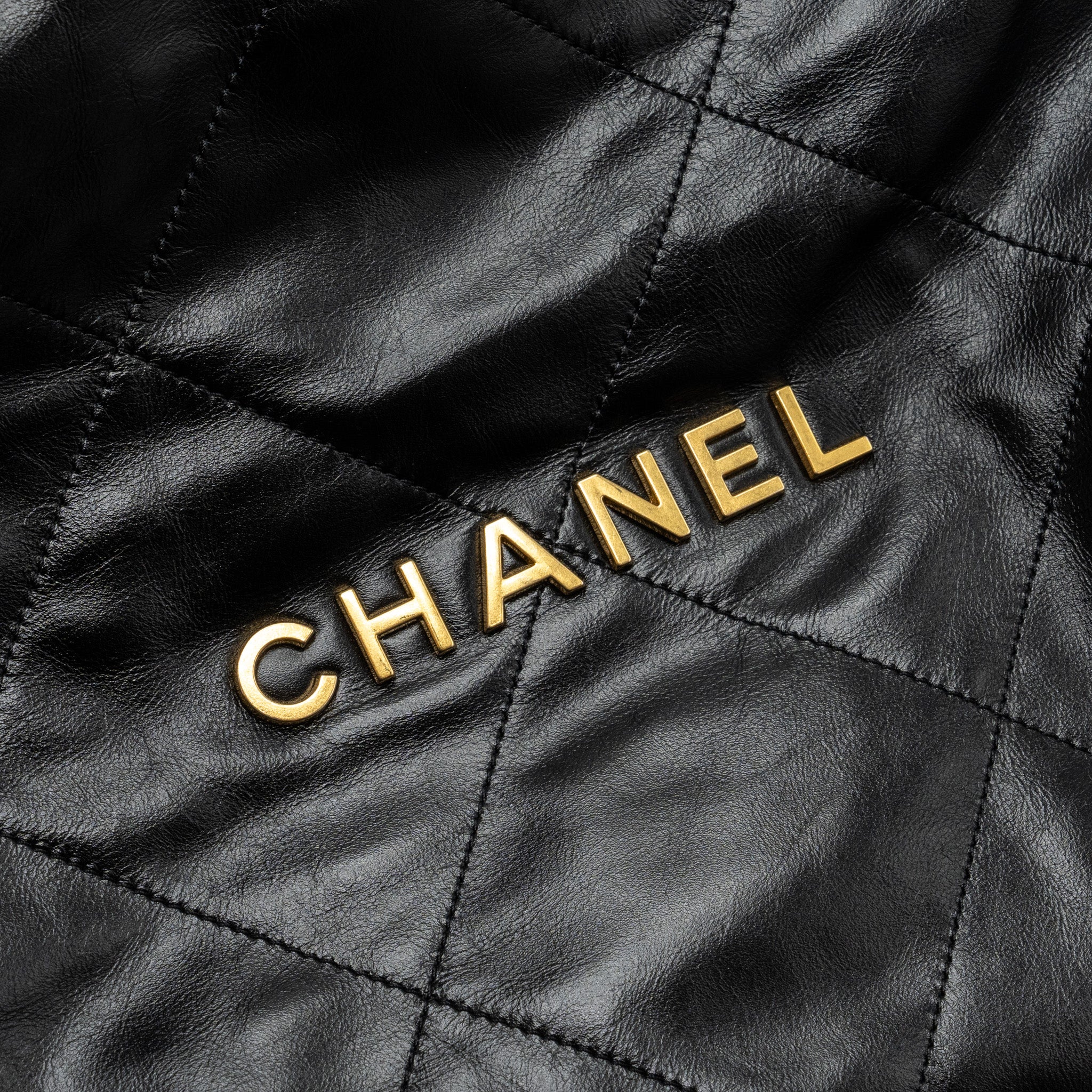 chanel-small-22-bag-calfskin-black-with-ghw-microchip