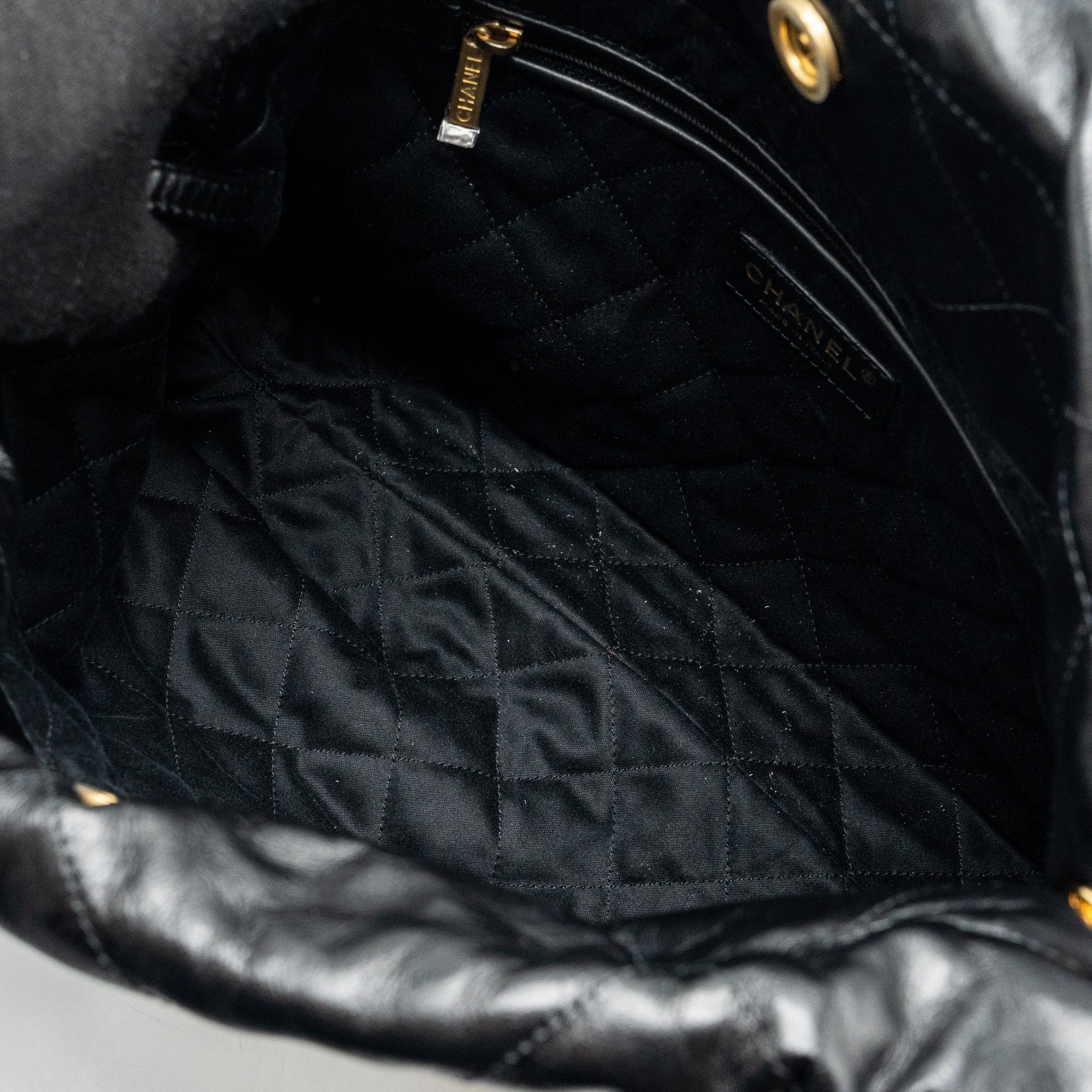 chanel-small-22-bag-calfskin-black-with-ghw-microchip