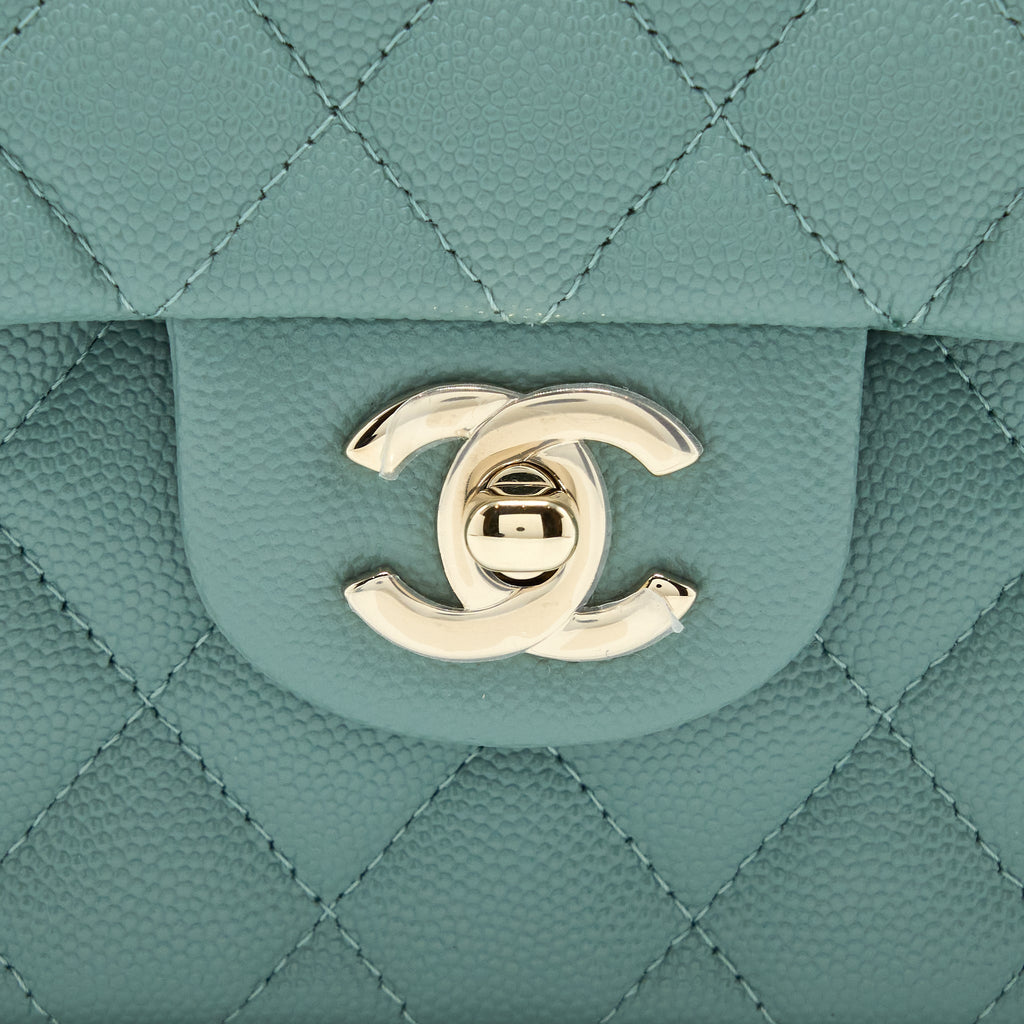 chanel-22c-classic-double-flap-bag-caviar-ng124-greyish-green-lghw-microchip