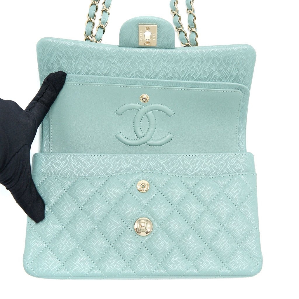 chanel-22c-classic-double-flap-bag-caviar-ng124-greyish-green-lghw-microchip