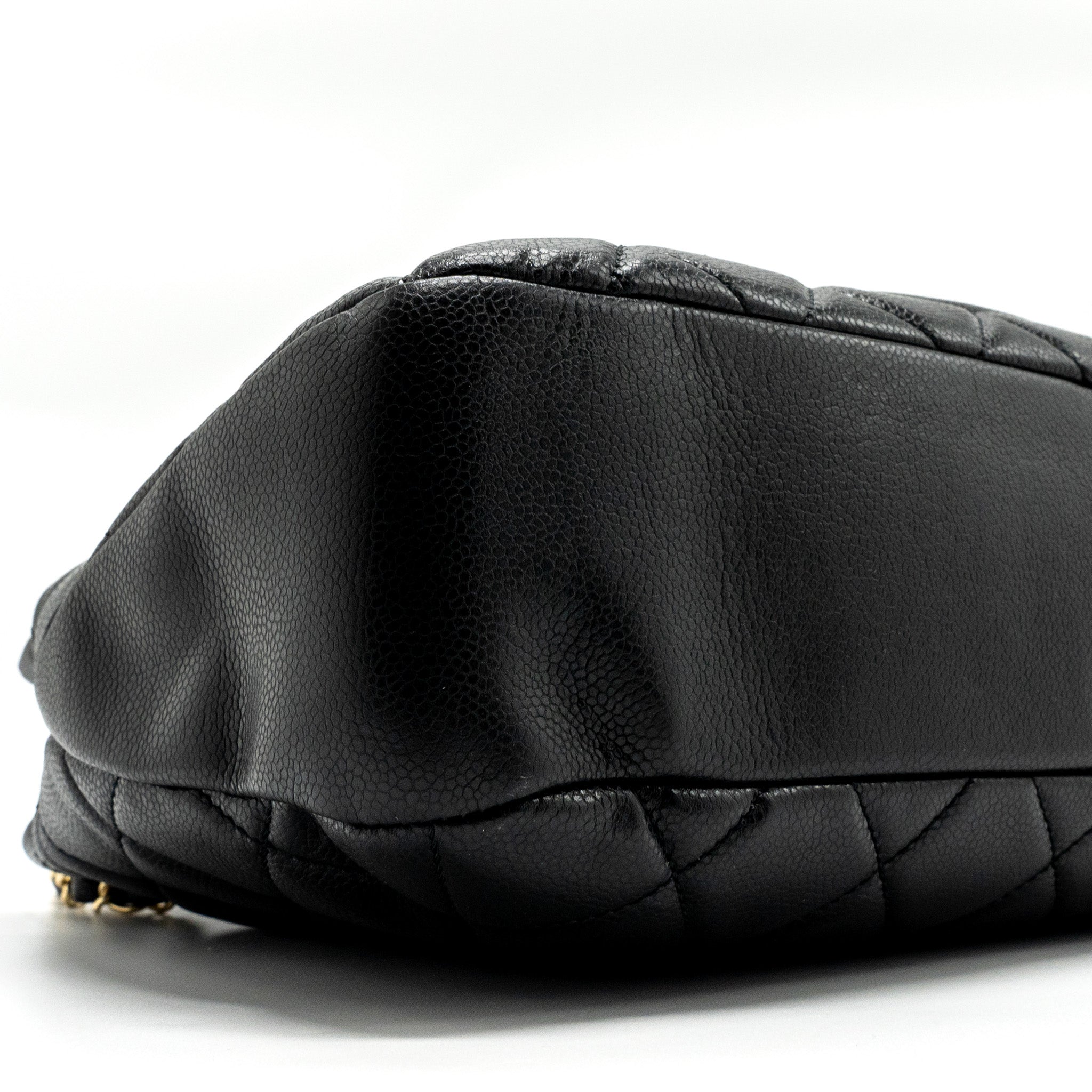 chanel-matelasse-chain-tote-bag-caviar-black-ghw-2