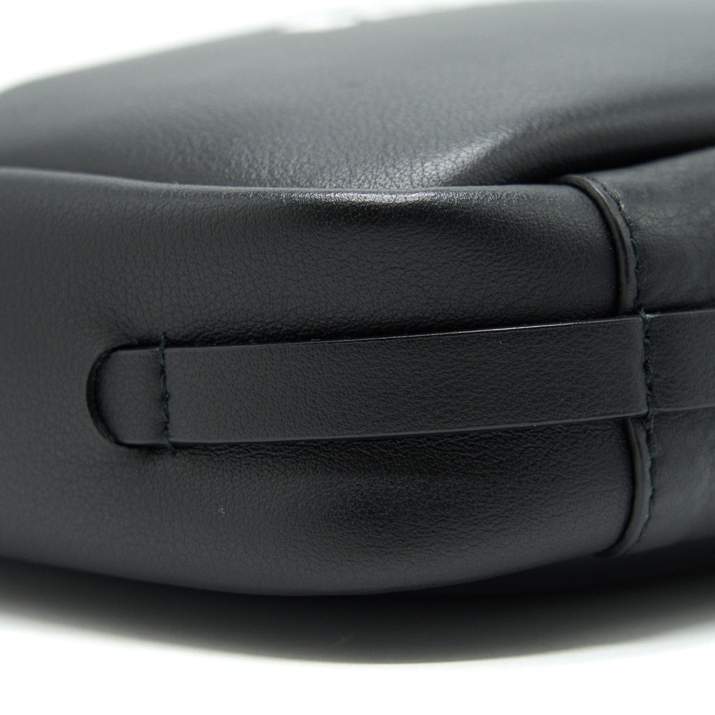 balenciaga-crossbody-bag-in-black