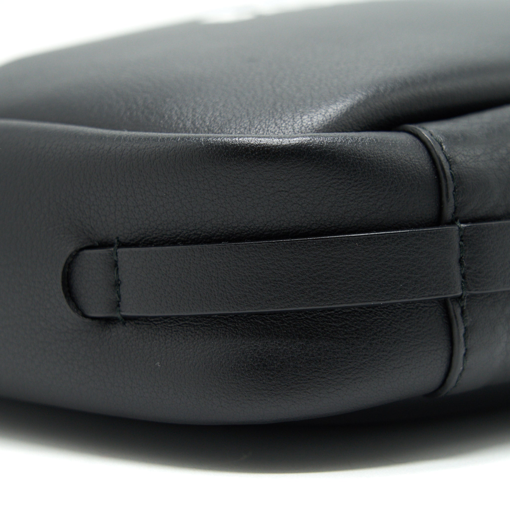 balenciaga-crossbody-bag-in-black