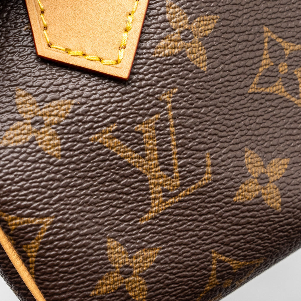 louis-vuitton-nano-speedy-monogram-canvas-ghw-7