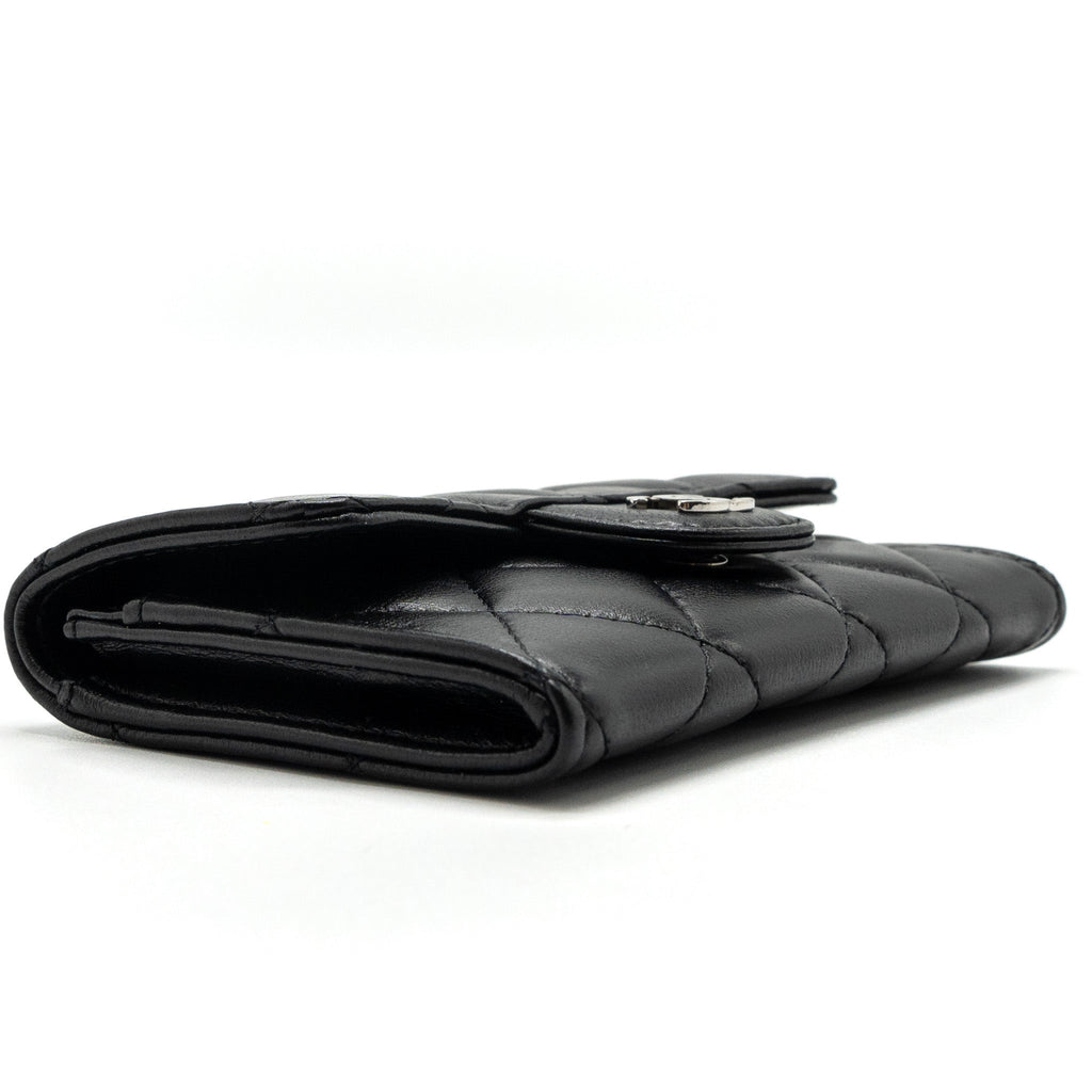 chanel-classic-flap-card-holder-lambskin-black-shw