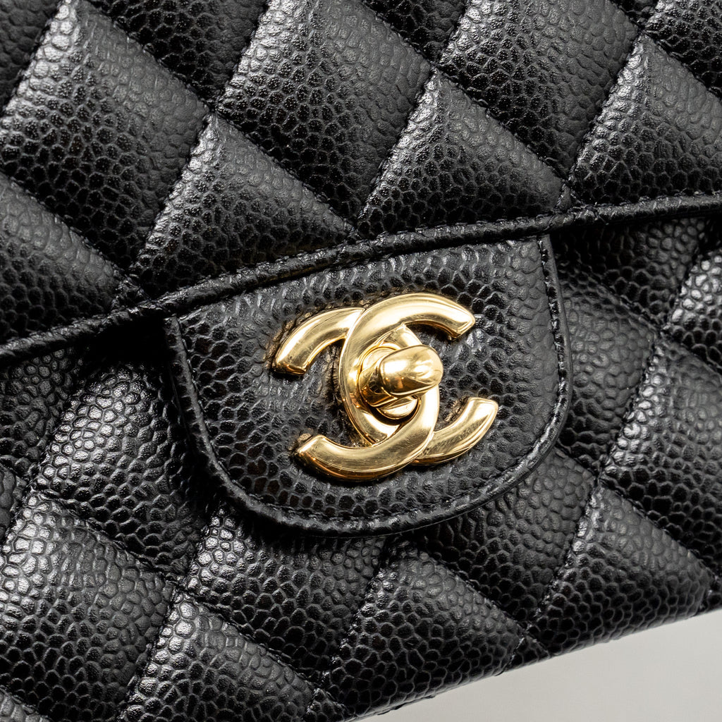 chanel-medium-classic-double-flap-bag-caviar-black-lghw