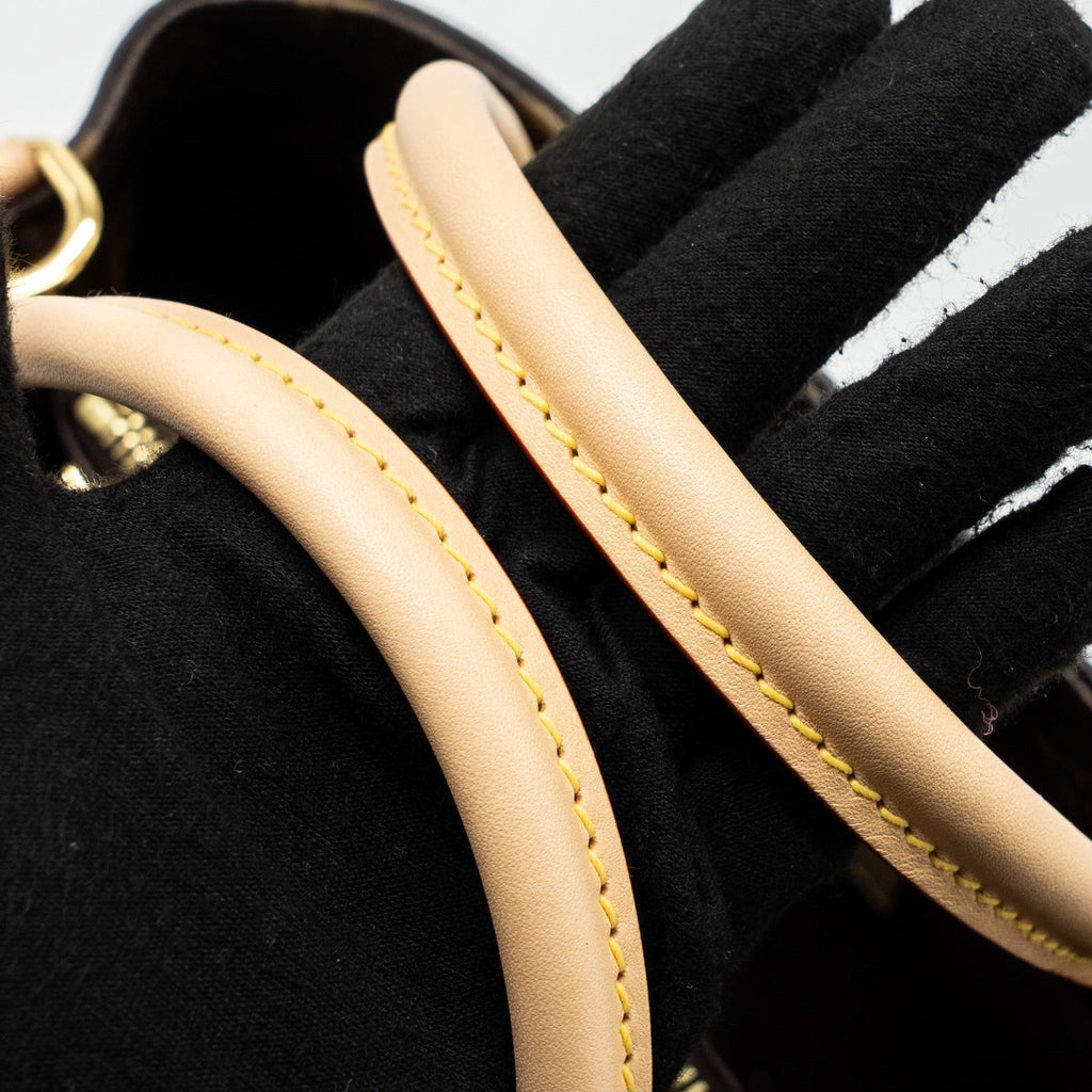 louis-vuitton-montaigne-bb-monogram-canvas-ghw-1
