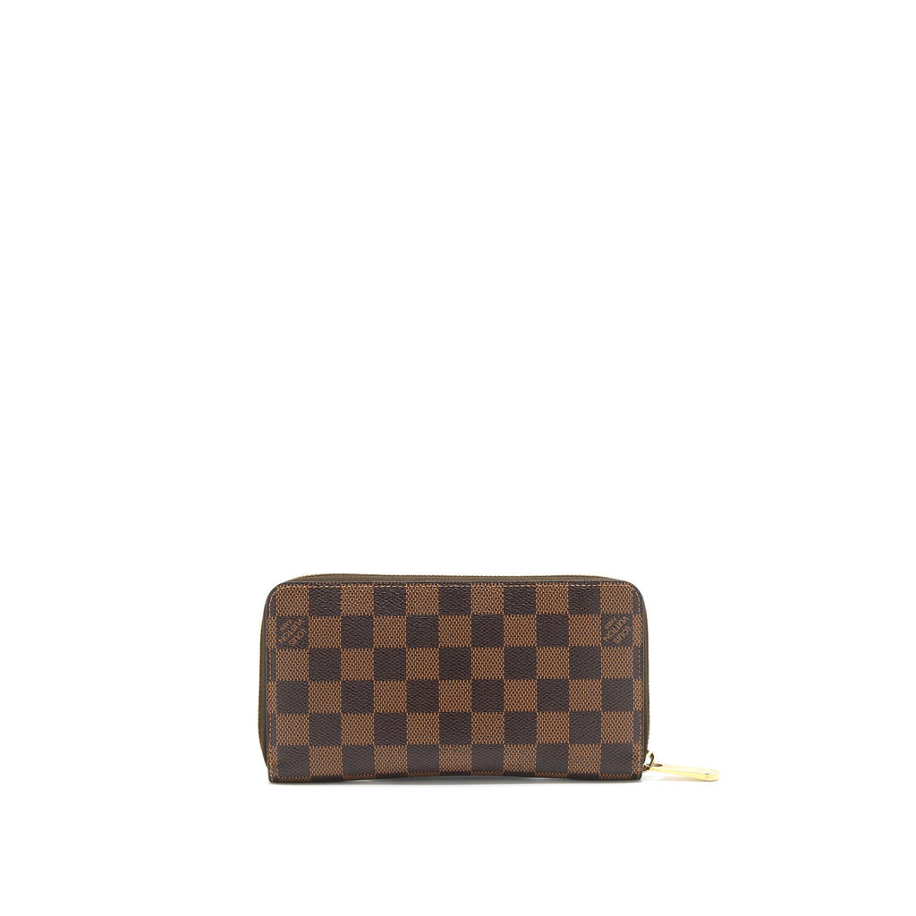 louis-vuitton-zippy-wallet-in-damier-ebene