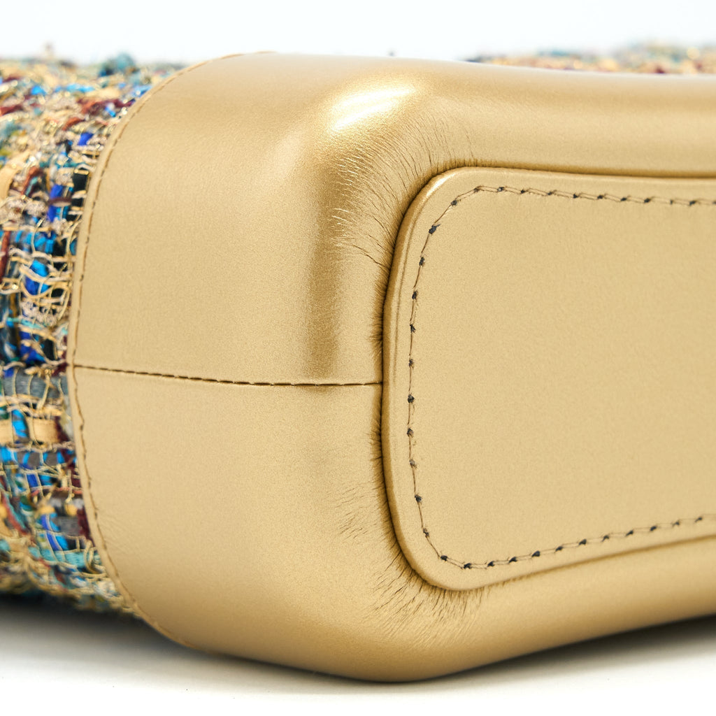 chanel-small-gabrielle-hobo-bag-tweed-gold-multicolour-1