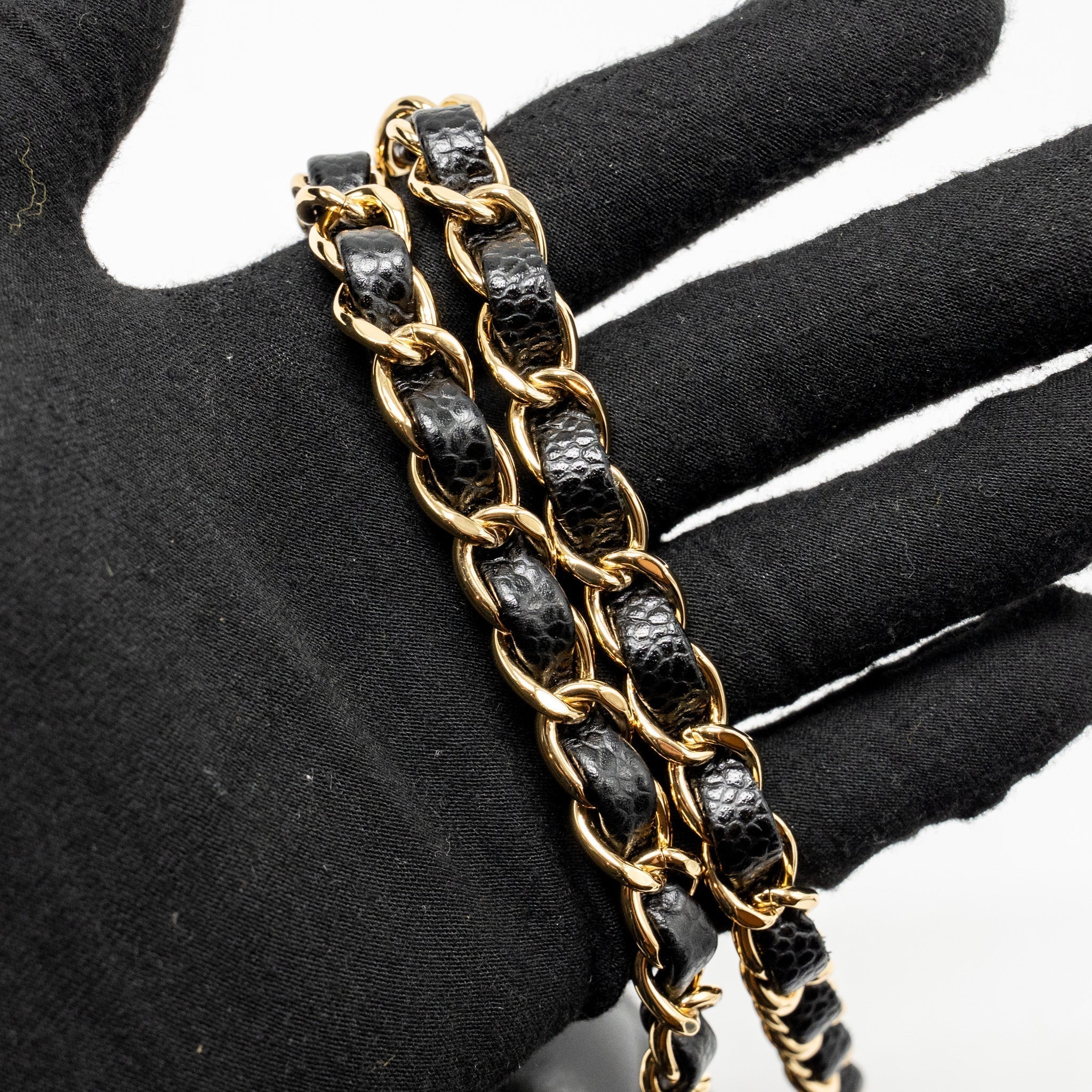 chanel-medium-classic-double-flap-bag-caviar-black-lghw