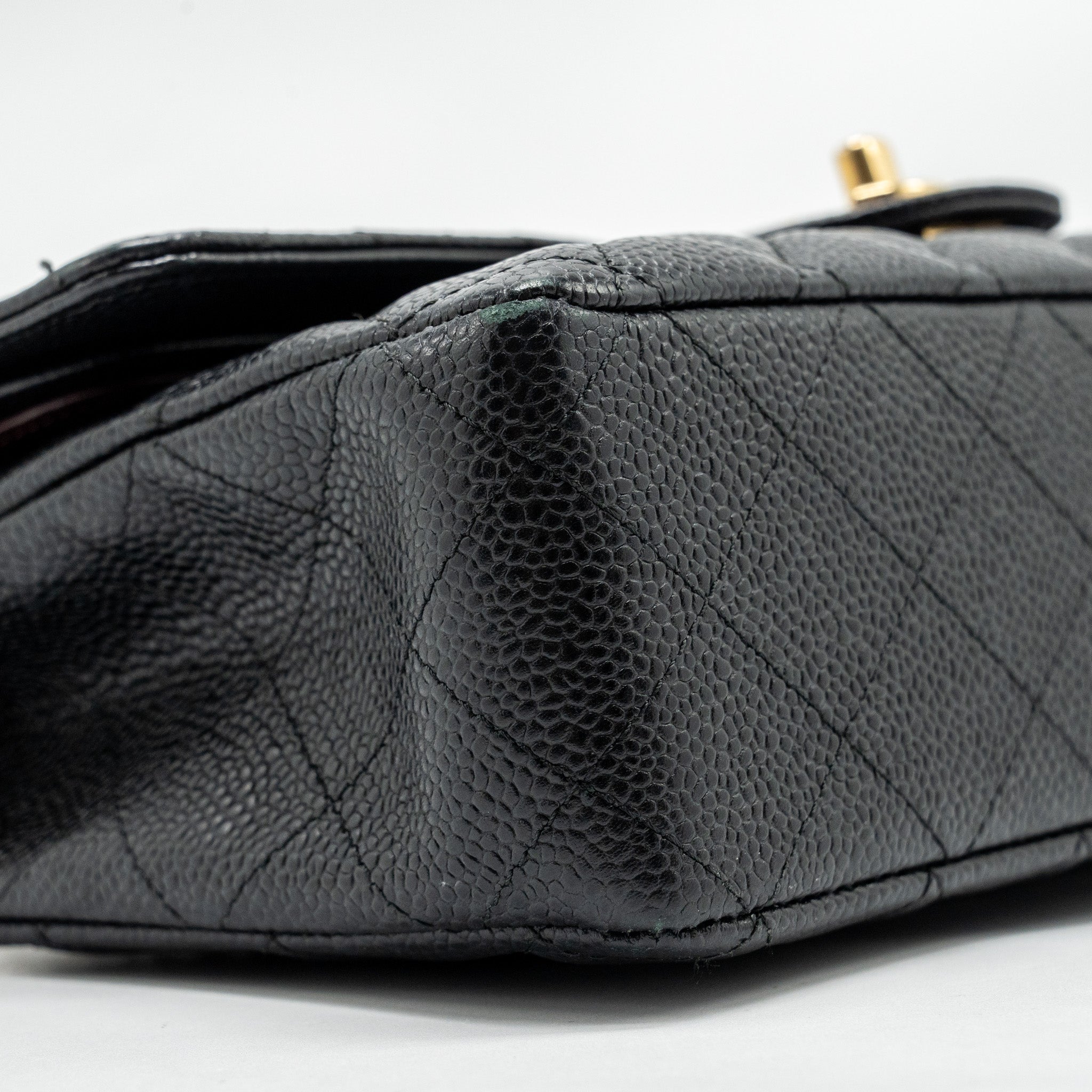chanel-medium-classic-double-flap-bag-caviar-black-ghw-26