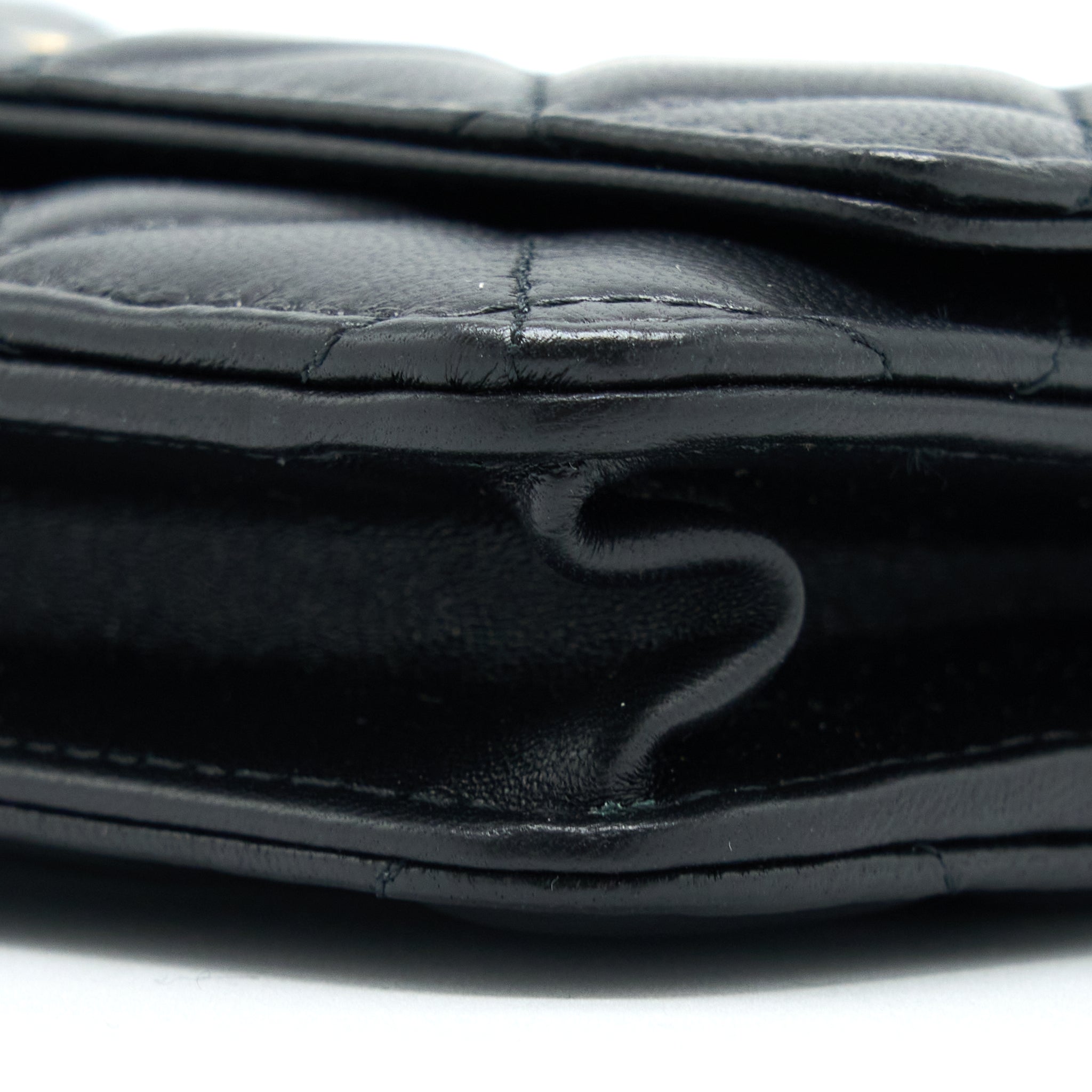 chanel-pearl-crush-wallet-on-chain-lambskin-black-ghw-microchip-8