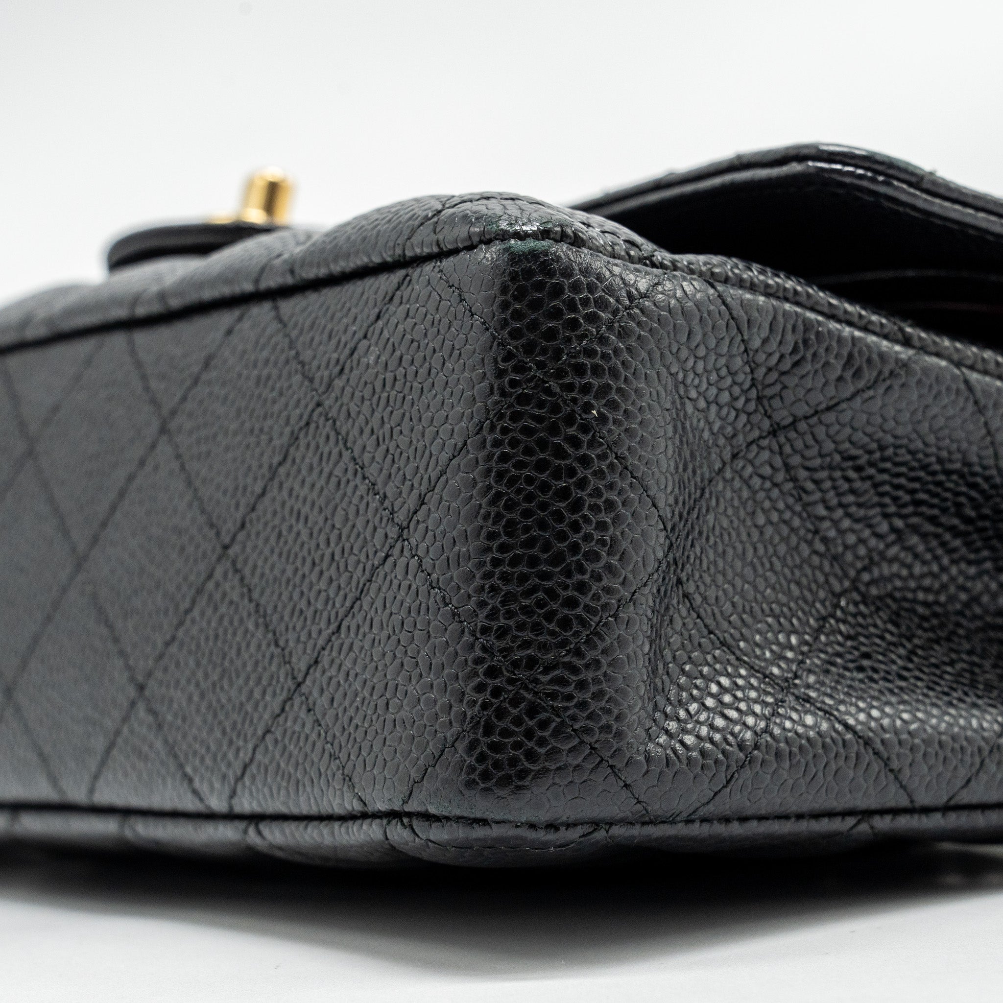 chanel-medium-classic-double-flap-bag-caviar-black-ghw-26