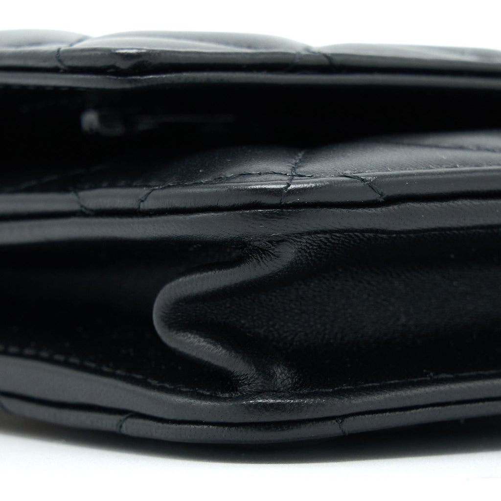 chanel-pearl-crush-wallet-on-chain-lambskin-black-ghw-microchip-8