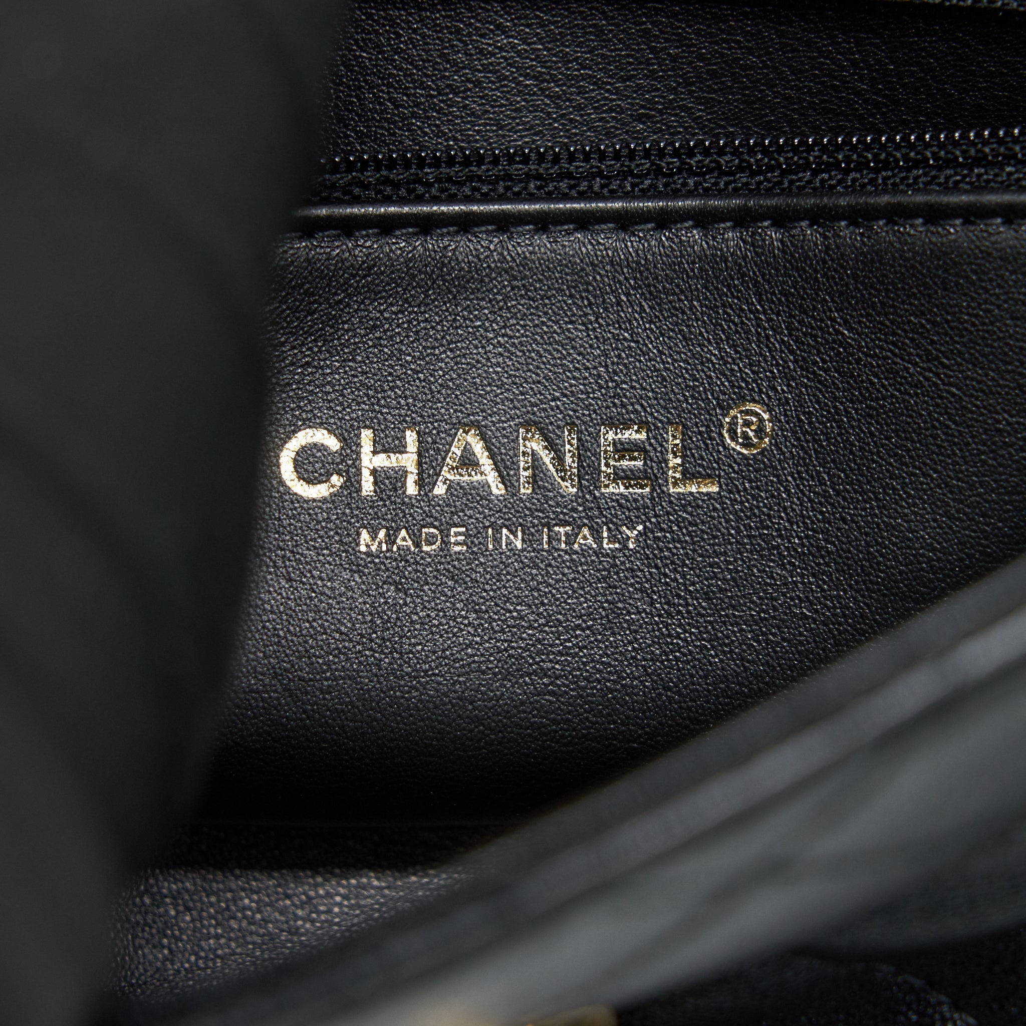 chanel-shiny-lambskin-flap-bag-black-ghw