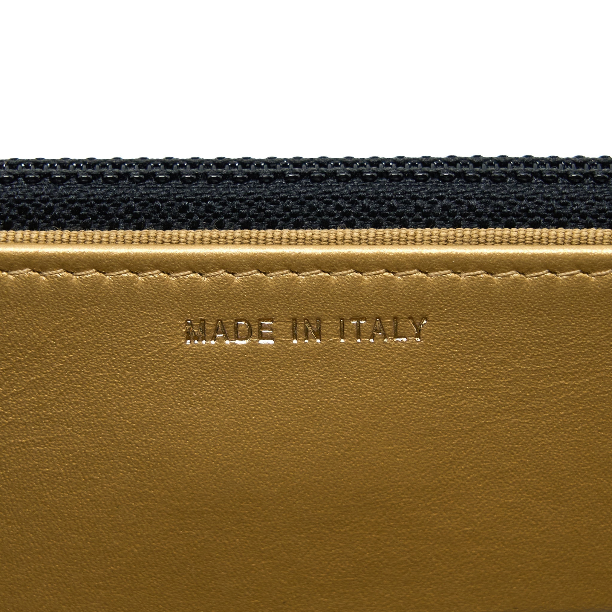 chanel-pearl-crush-wallet-on-chain-lambskin-black-ghw-microchip-8