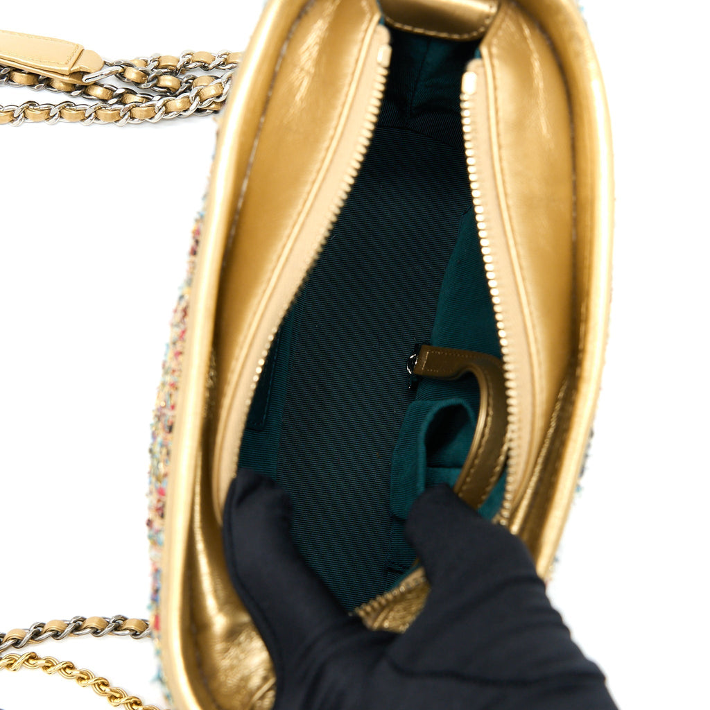 chanel-small-gabrielle-hobo-bag-tweed-gold-multicolour-1