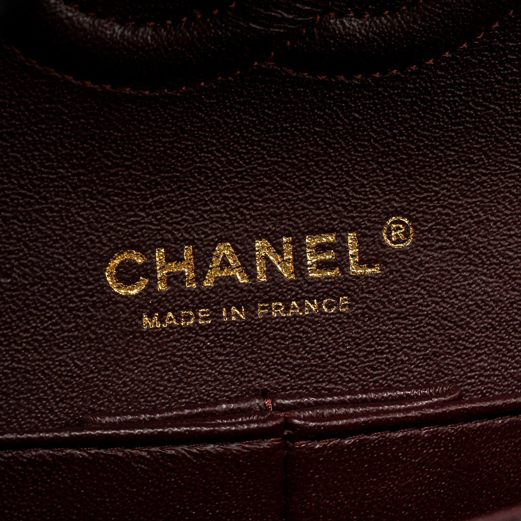 chanel-medium-classic-double-flap-bag-caviar-black-lghw