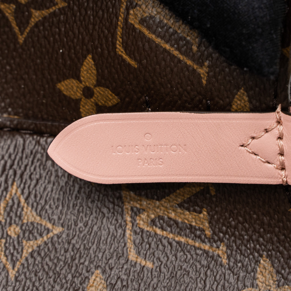 louis-vuitton-neonoe-monogram-canvas-rose-poudre-ghw-new-version