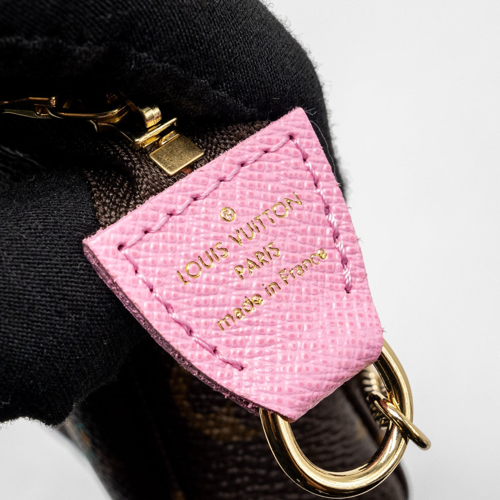 louis-vuitton-mini-pochette-holiday-limited-print-monogram-canvas-ghw