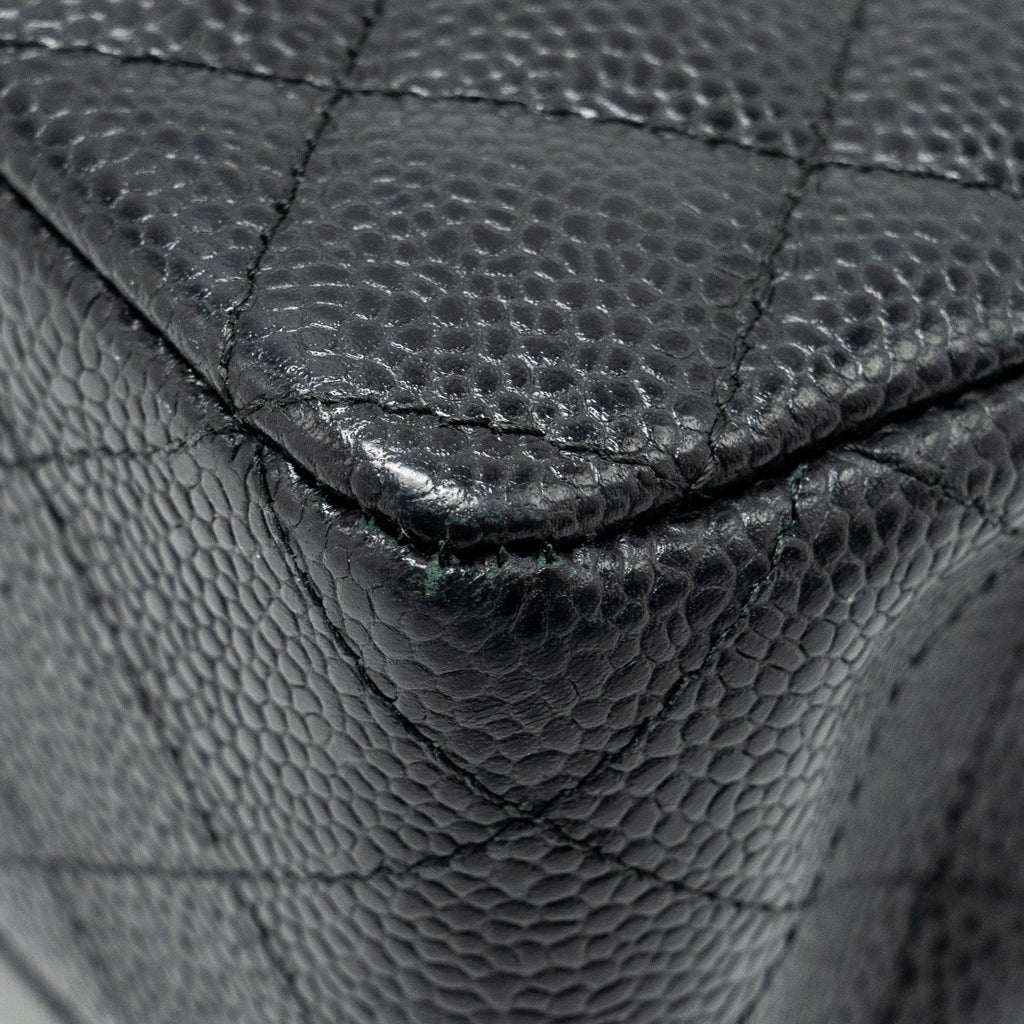 chanel-medium-classic-double-flap-bag-caviar-black-ghw-26