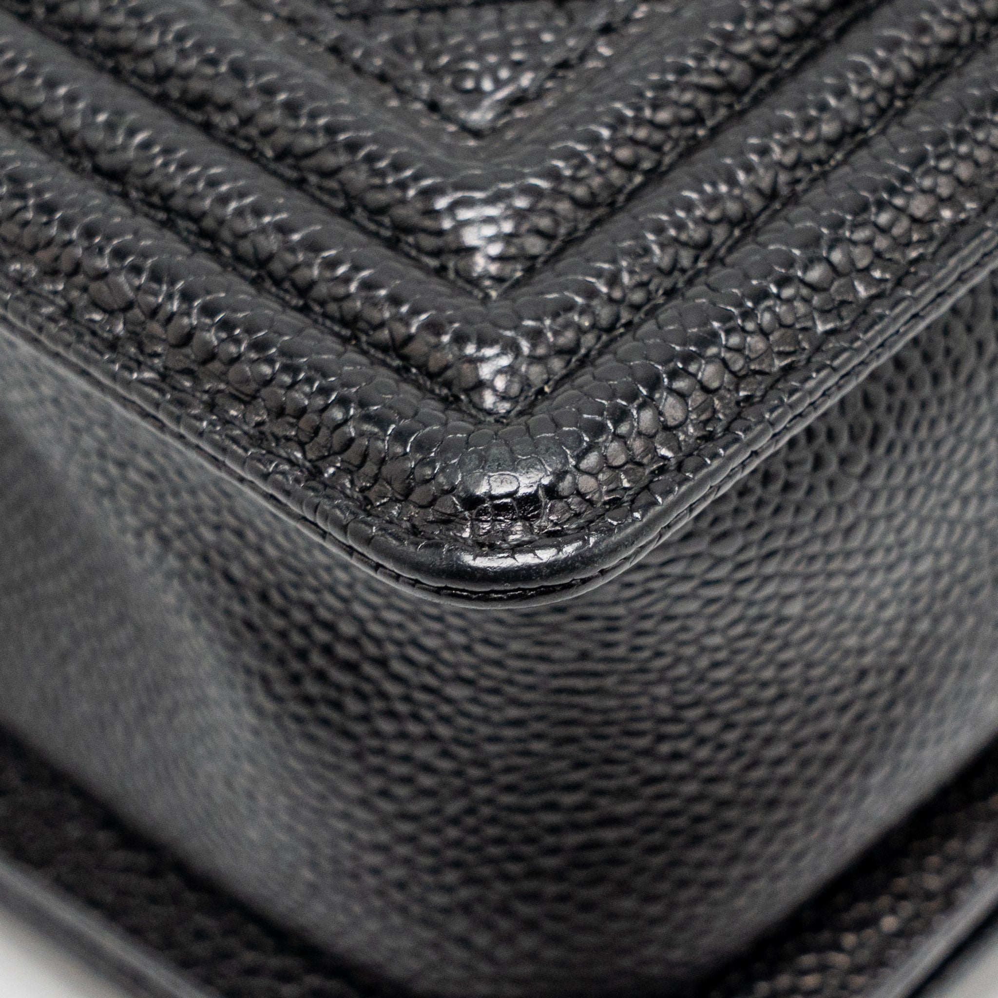 chanel-small-boy-bag-grained-calfskin-black-ghw
