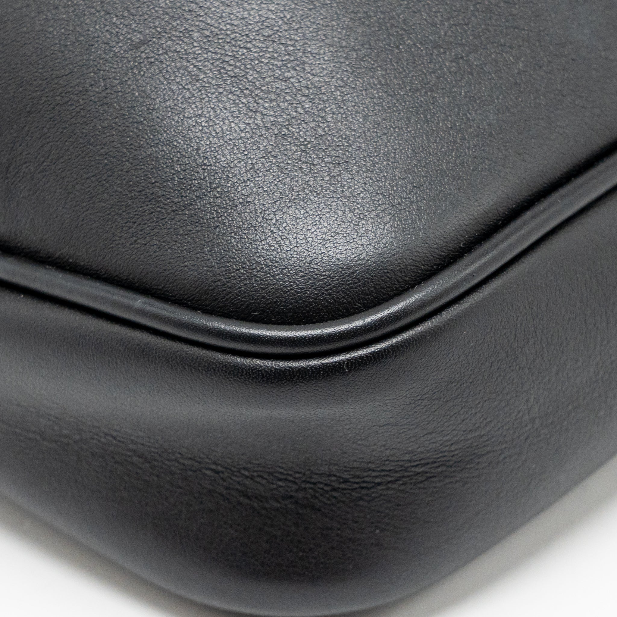 balenciaga-rodeo-sling-pochette-calfskin-black-ghw