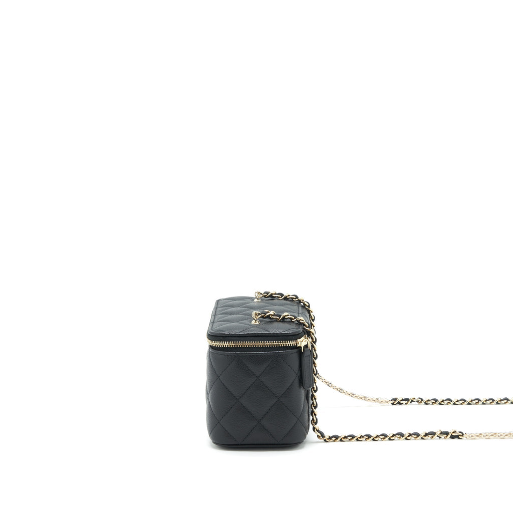 chanel-22p-long-vanity-with-logo-chain-caviar-black-lghw